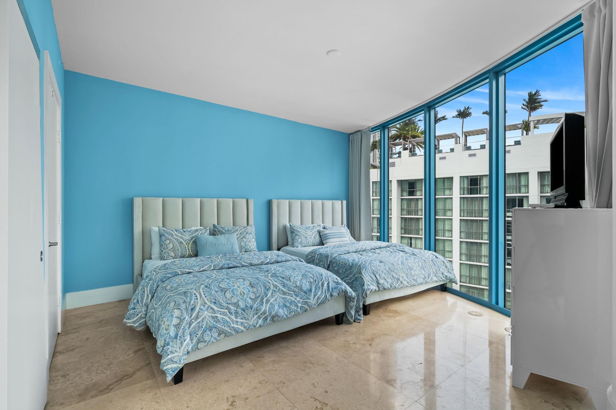 LAS OLAS RIVER HOUSE - Residential