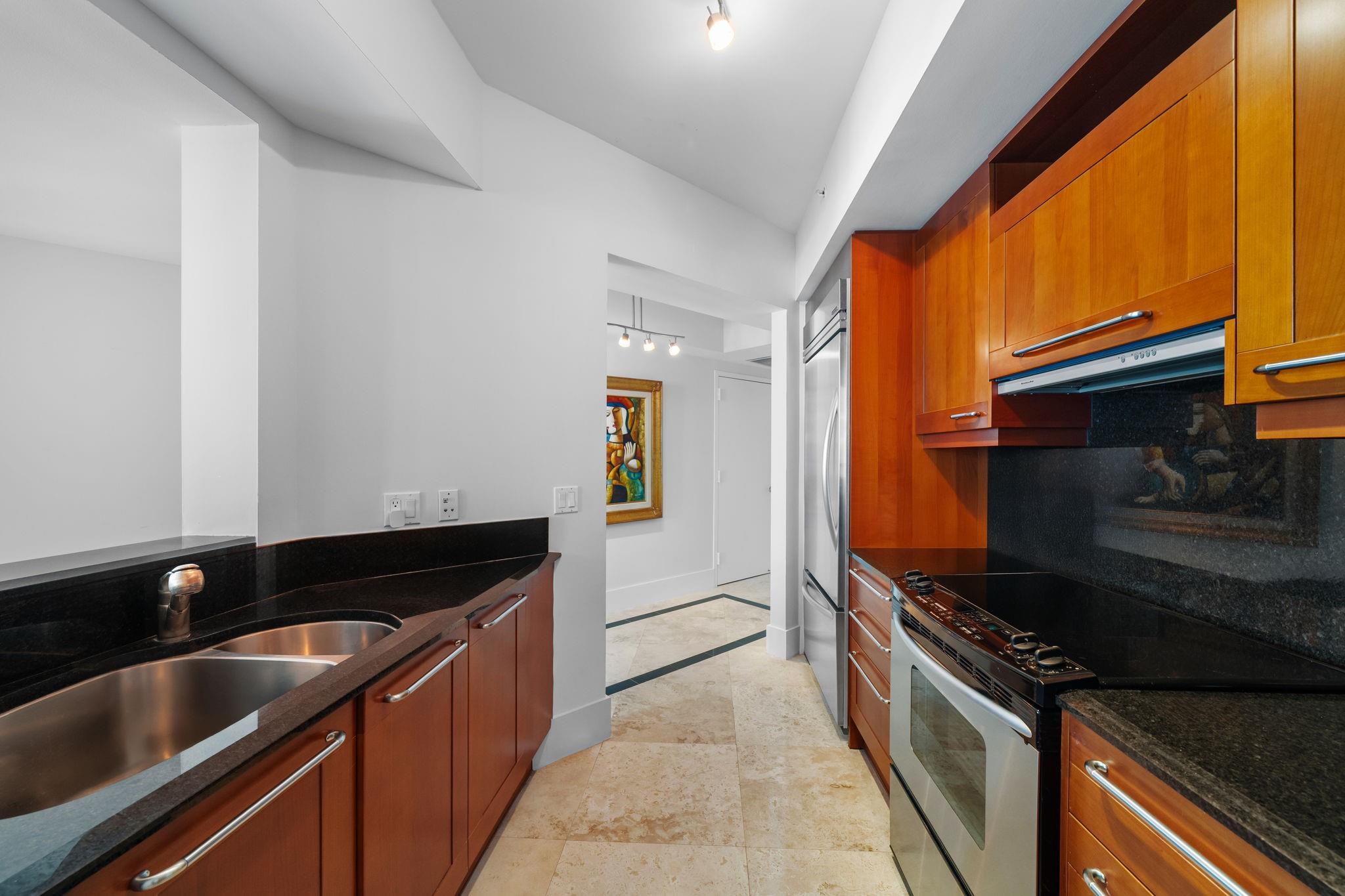 LAS OLAS RIVER HOUSE - Residential