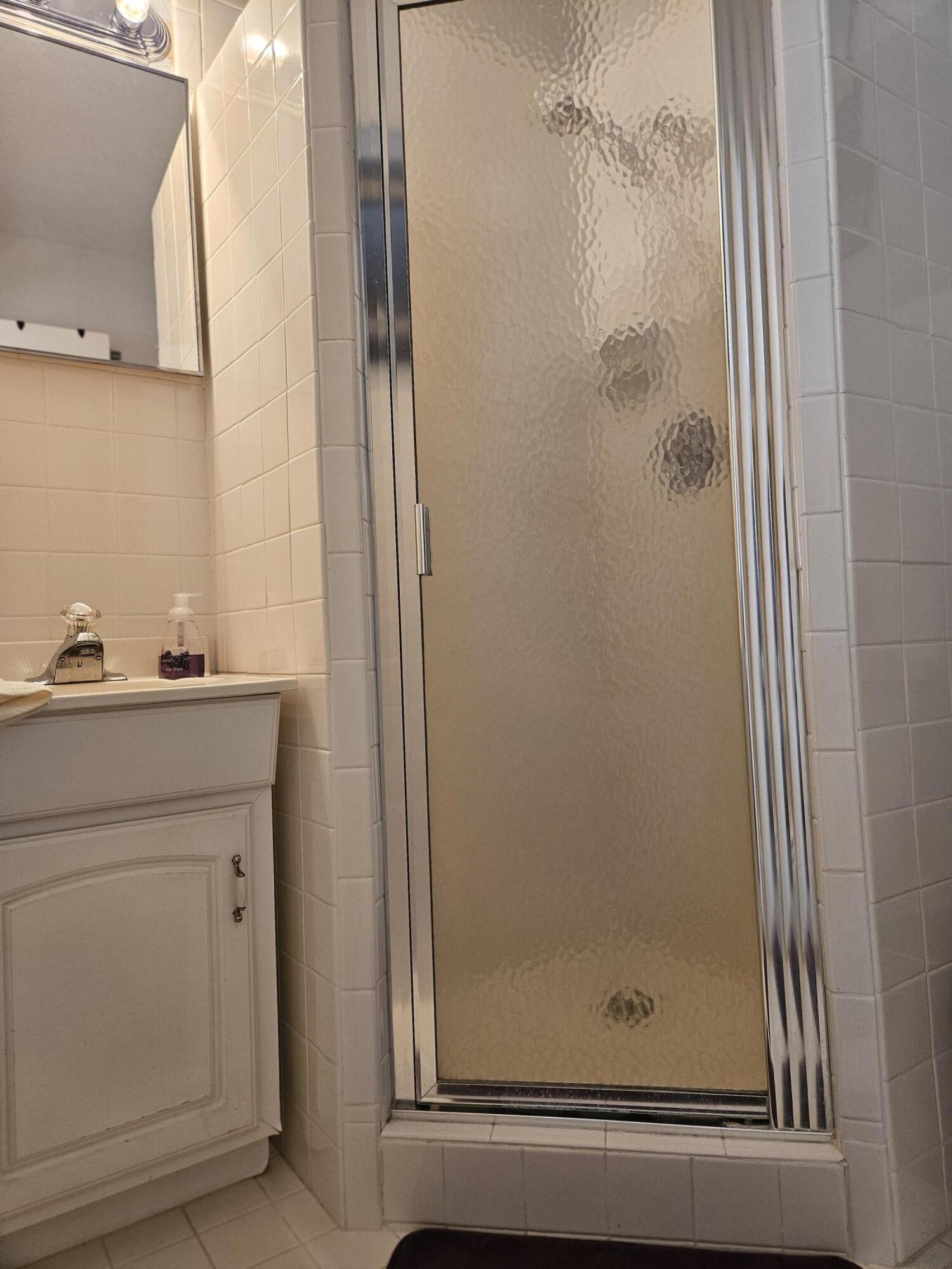 PINES OF DELRAY NORTH CONDO - Residential Lease