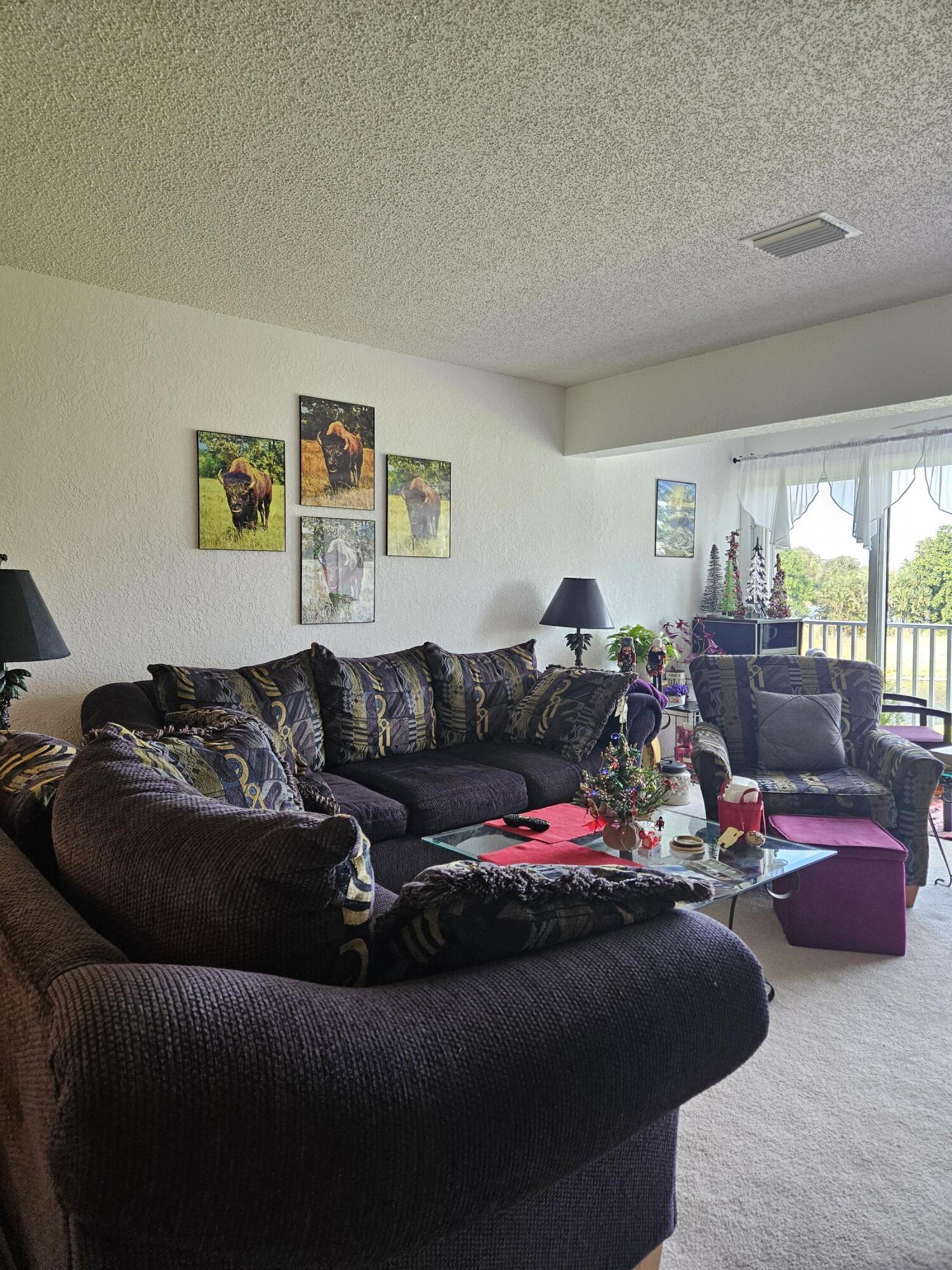 PINES OF DELRAY NORTH CONDO - Residential Lease