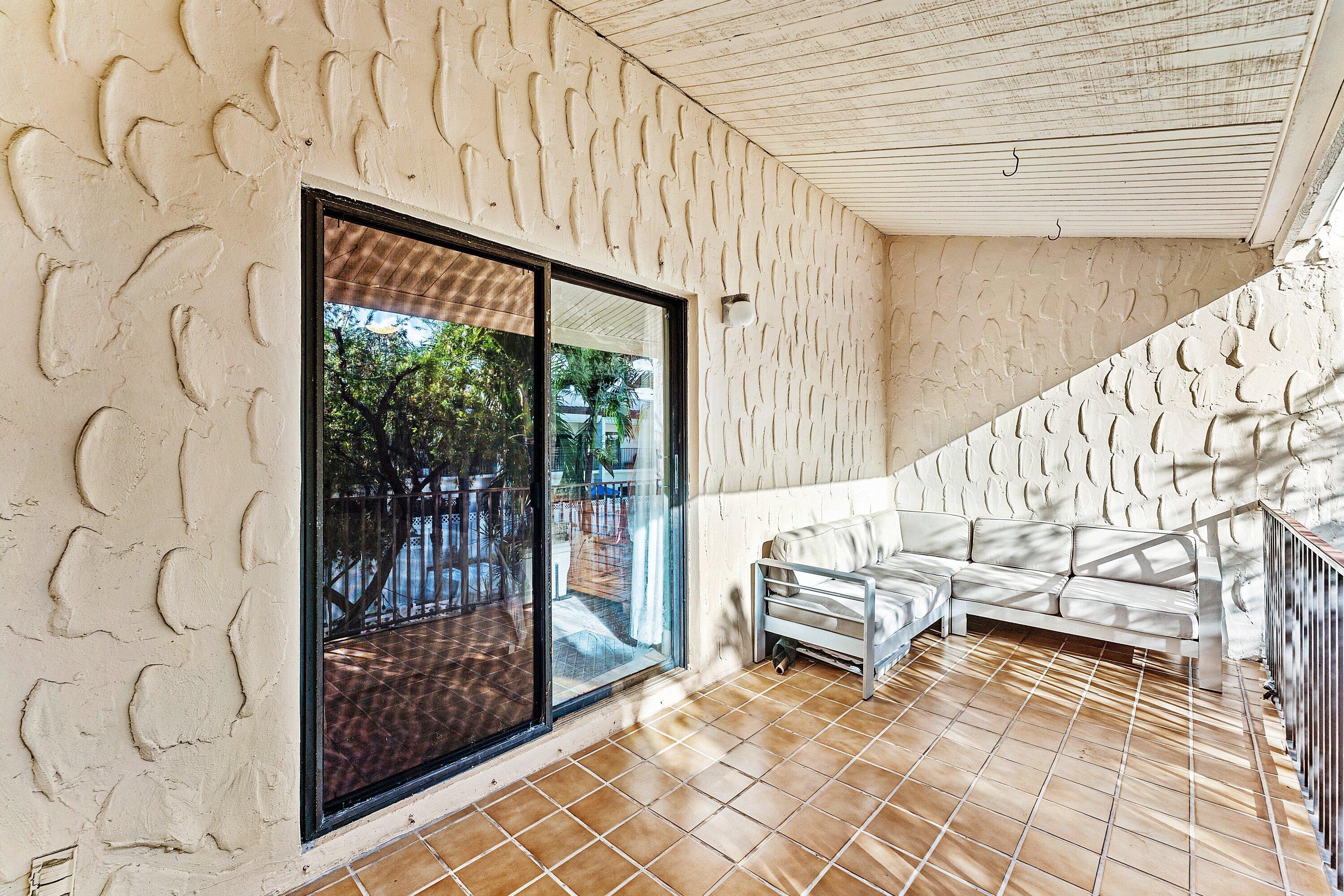 IBIZA CONDO - Residential