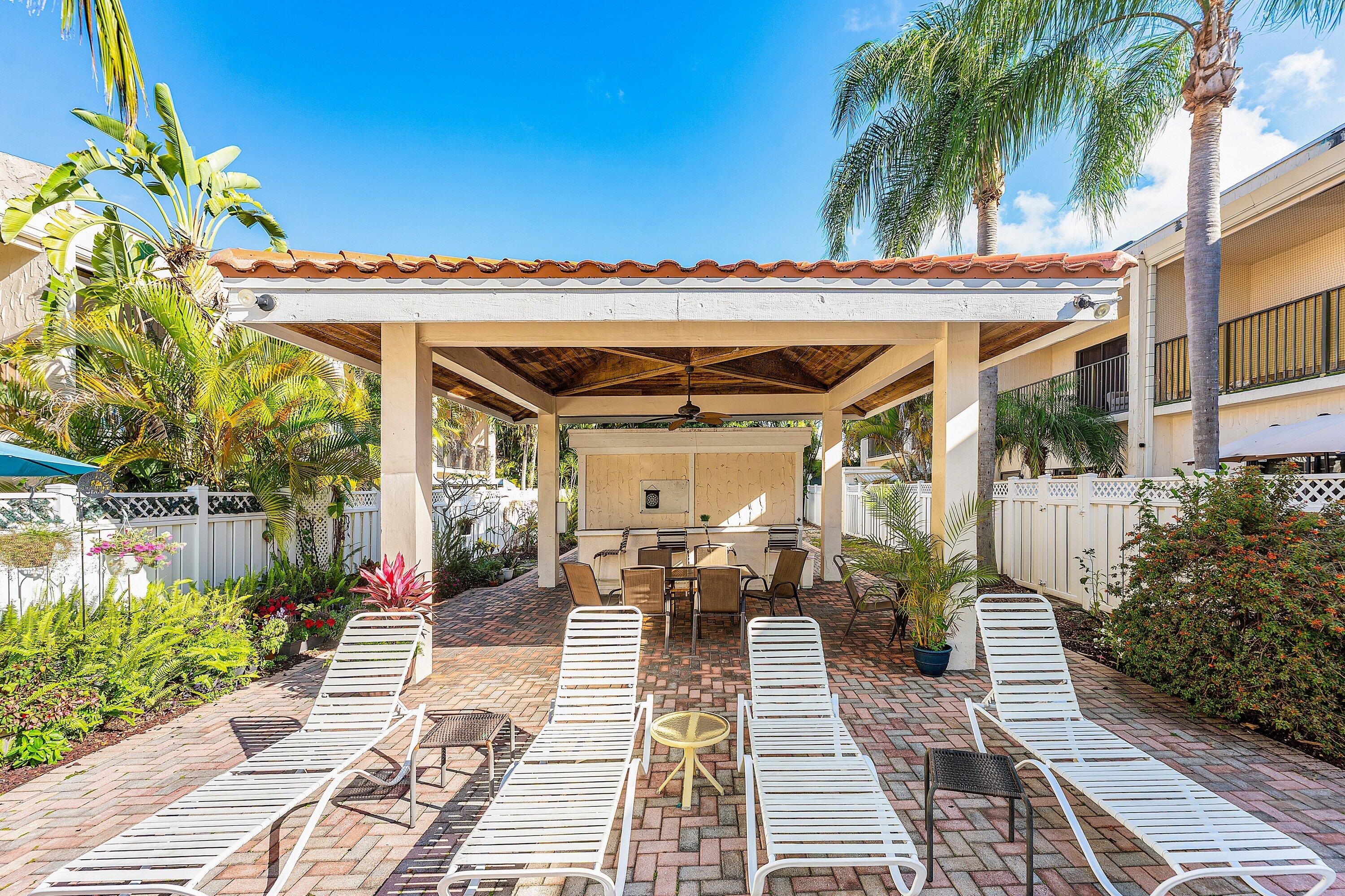 IBIZA CONDO - Residential