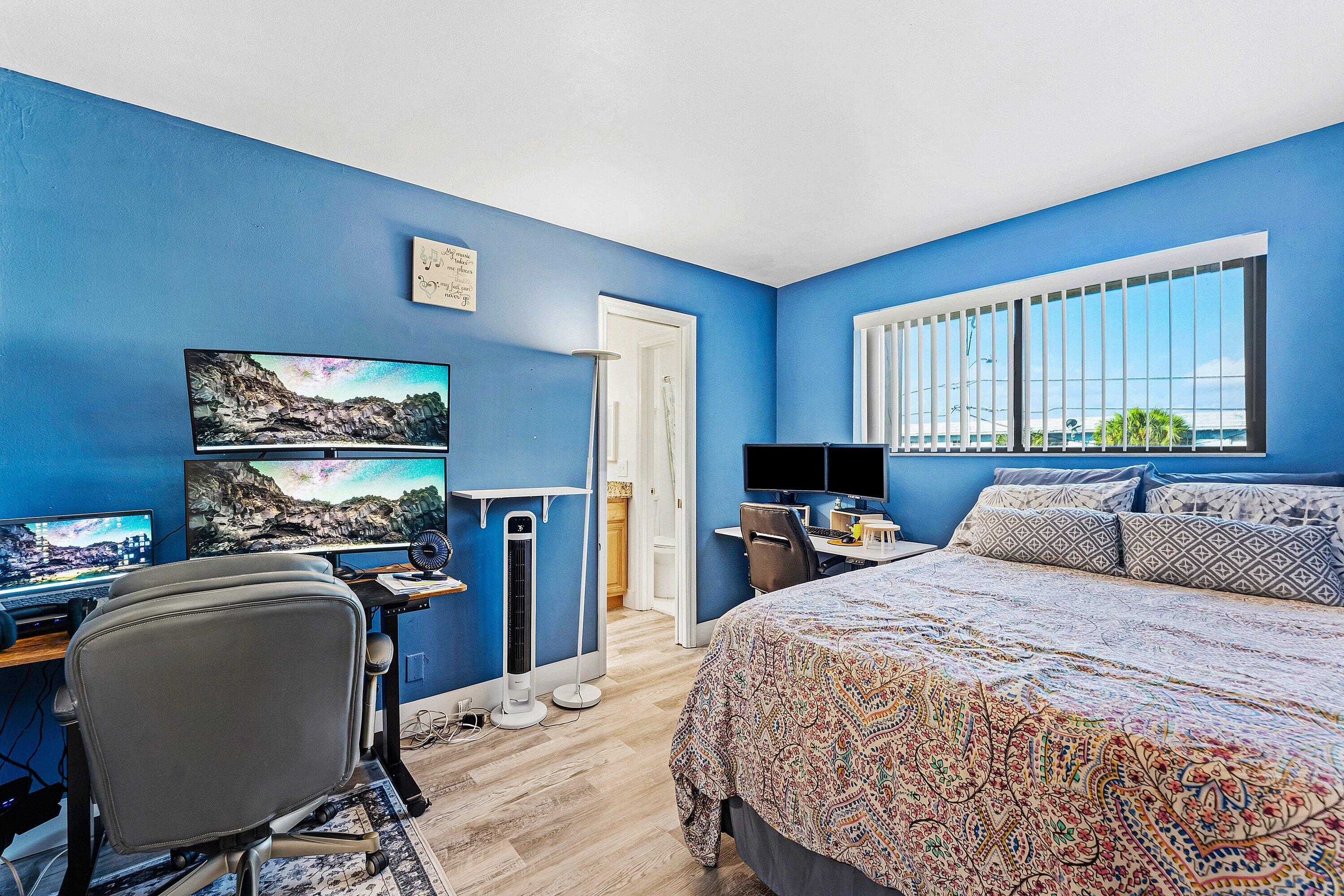 IBIZA CONDO - Residential