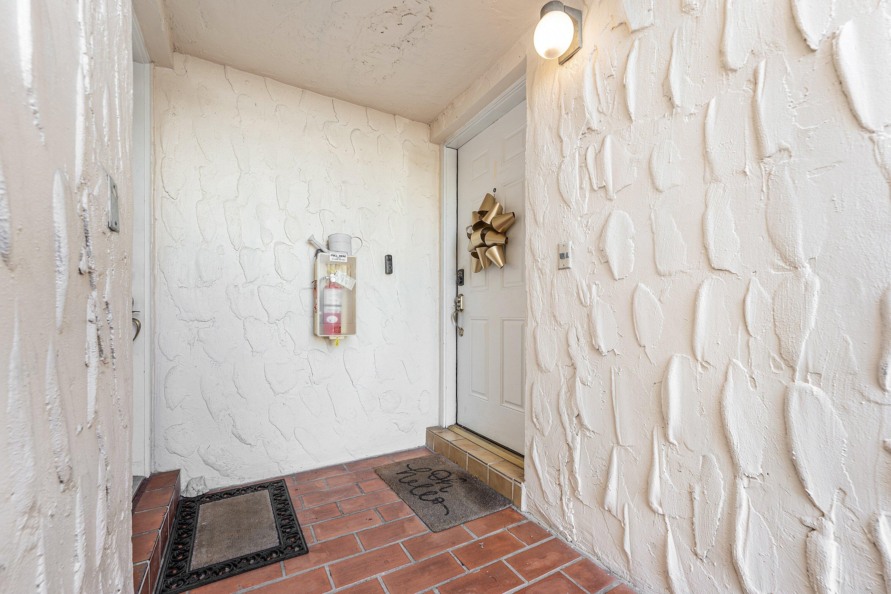 IBIZA CONDO - Residential