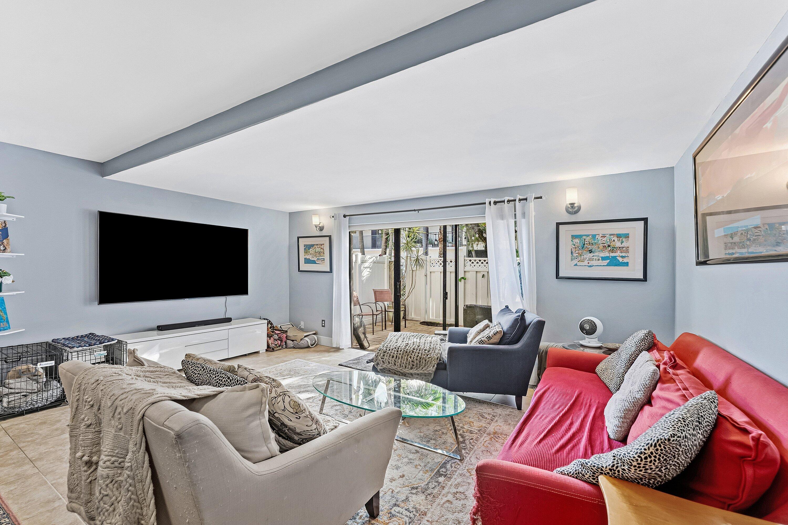 IBIZA CONDO - Residential