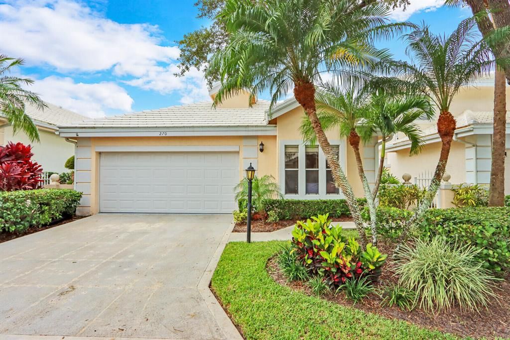 Photo of 270 Canterbury Drive W, Palm Beach Gardens, FL 33418 (MLS # R10740644)