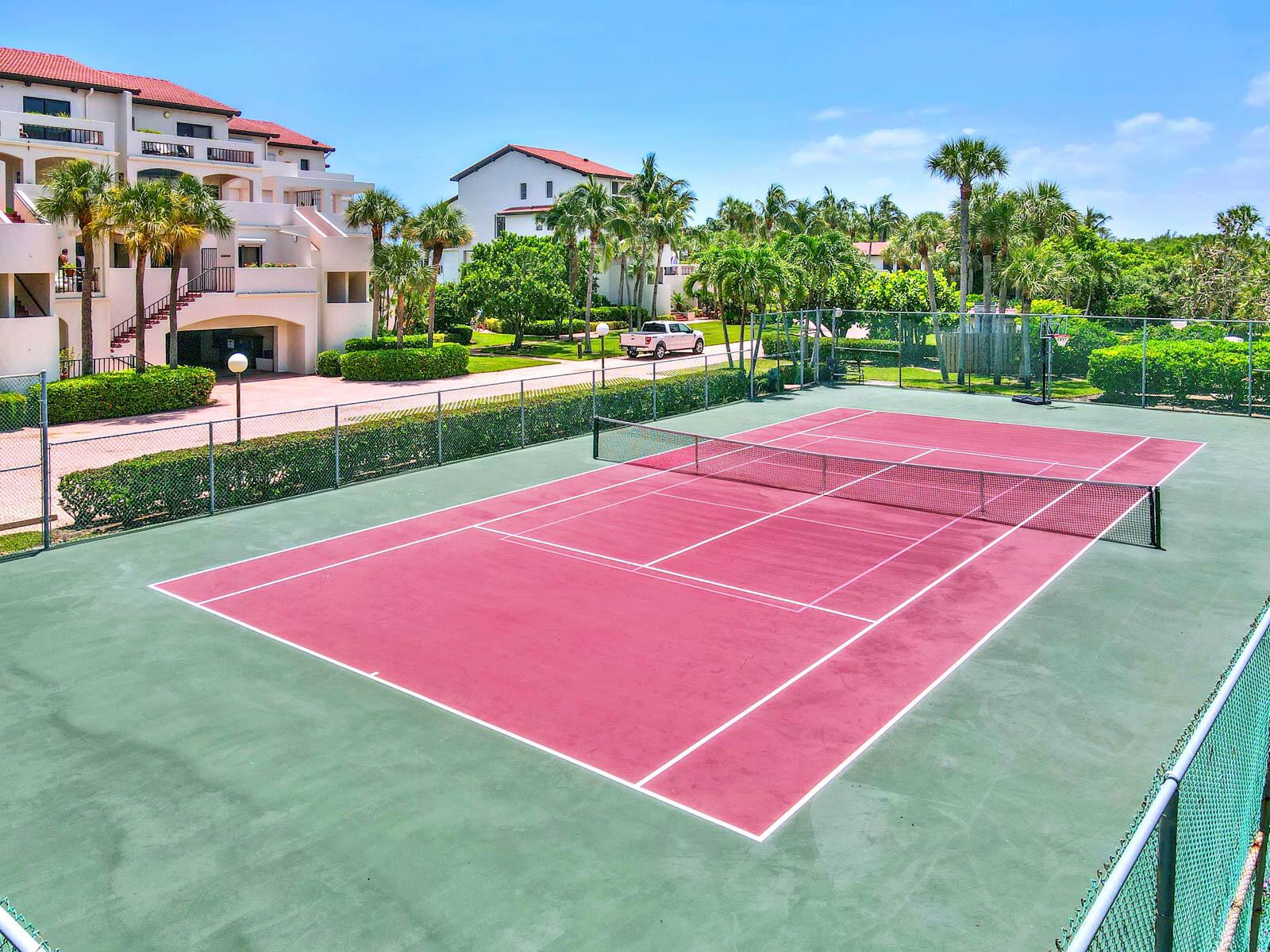 DUNE CONDO - Residential