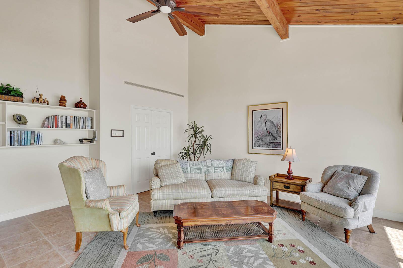 DUNE CONDO - Residential