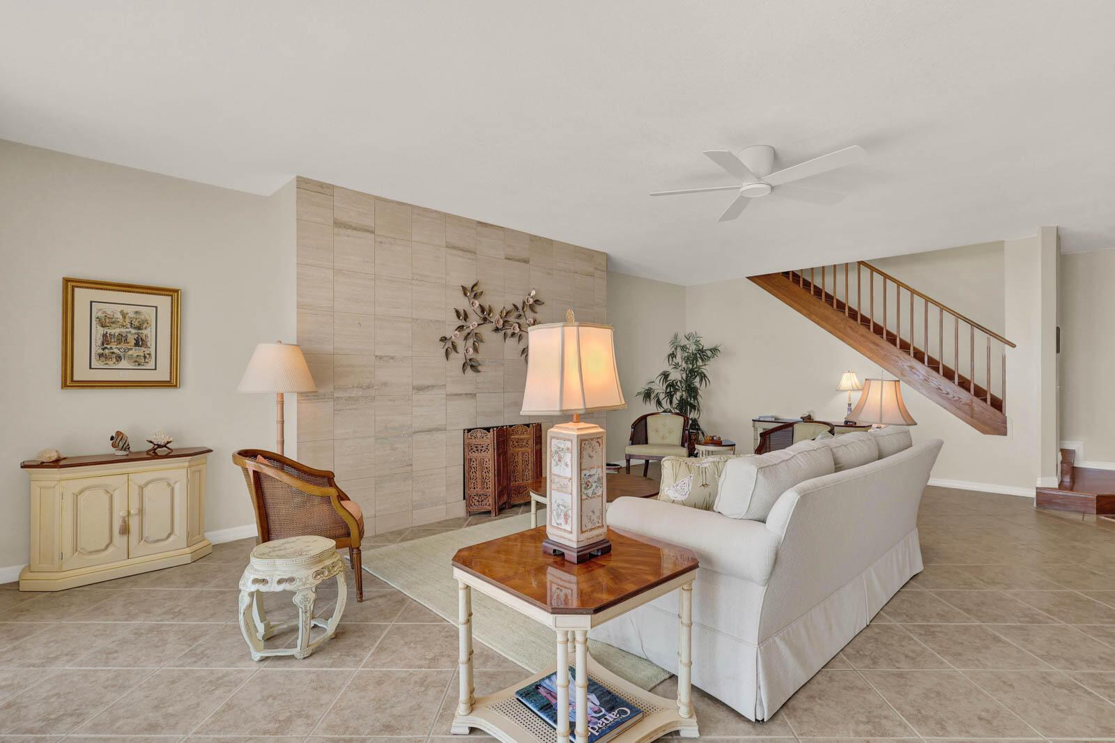 DUNE CONDO - Residential