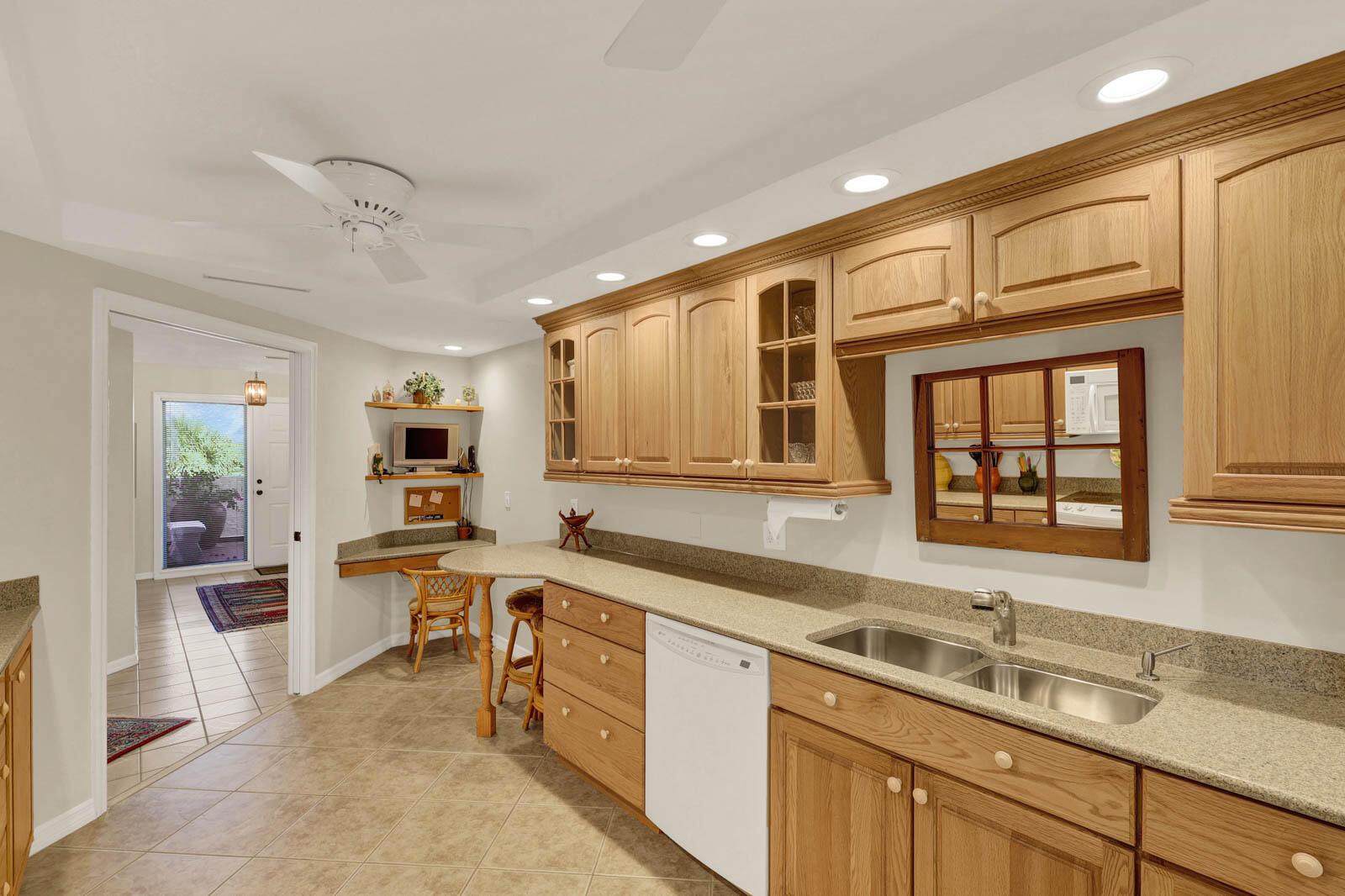 DUNE CONDO - Residential