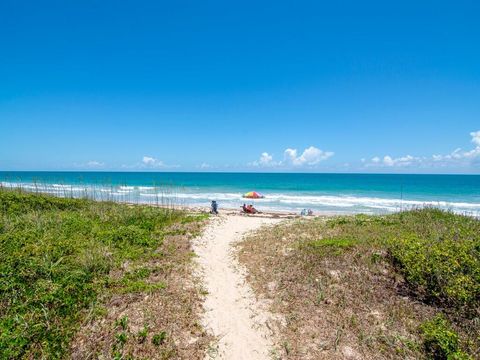 A home in Hutchinson Island