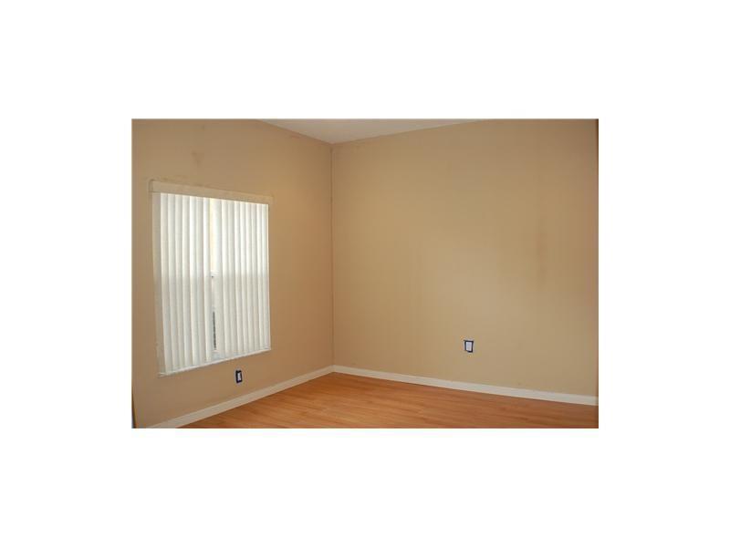 MERRICK PRESERVE - Residential Lease