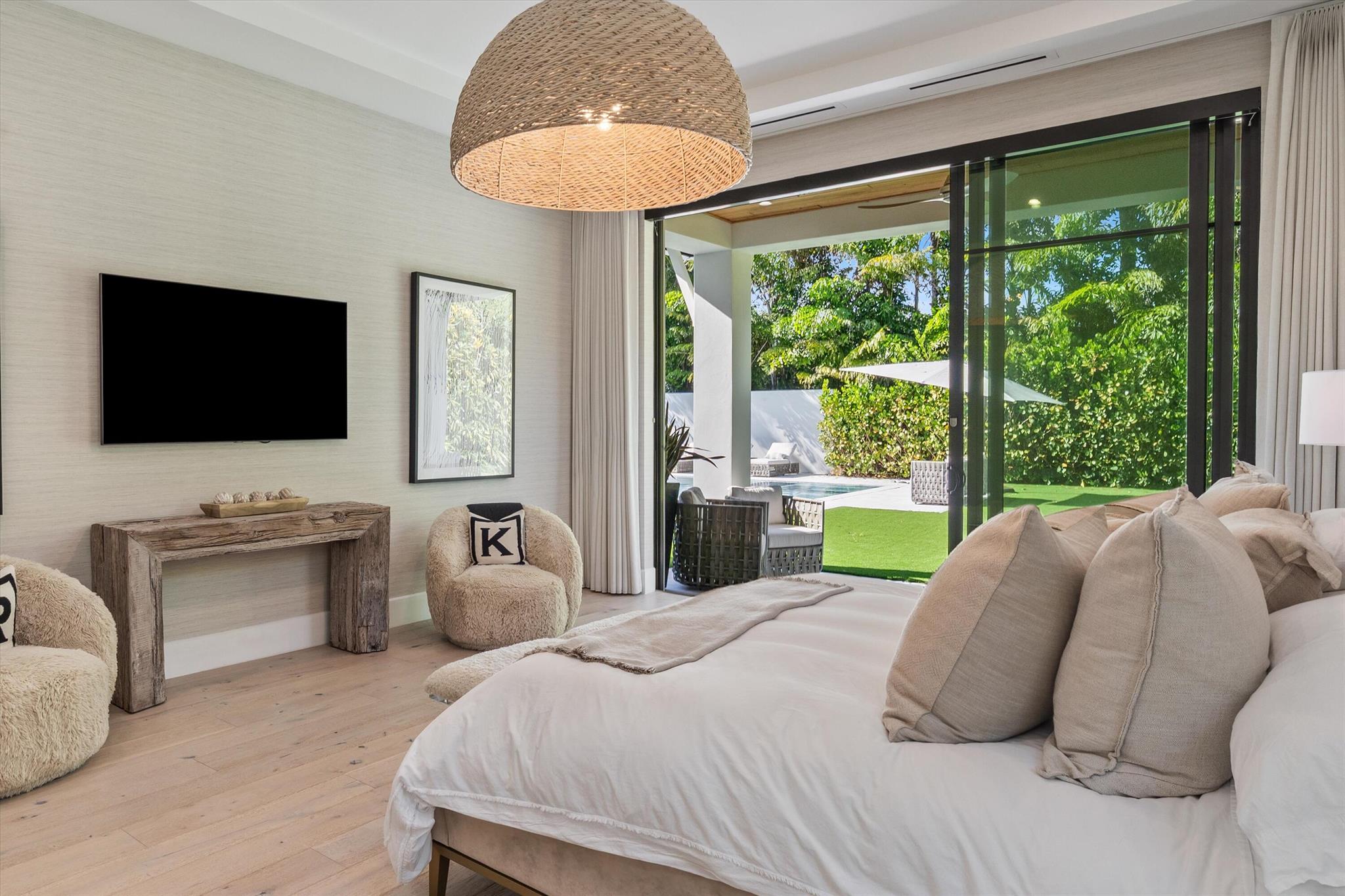 S/D OF 8-46-43 - Residential