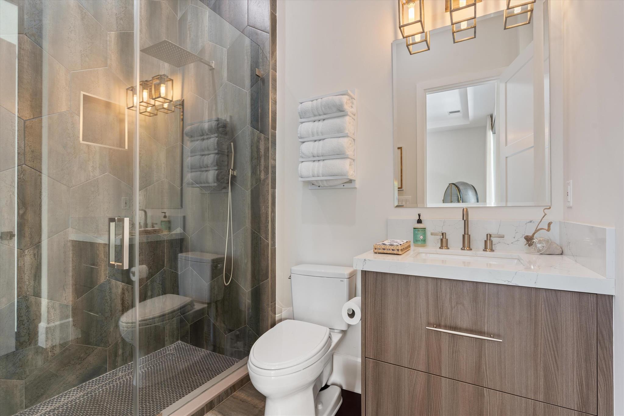 S/D OF 8-46-43 - Residential