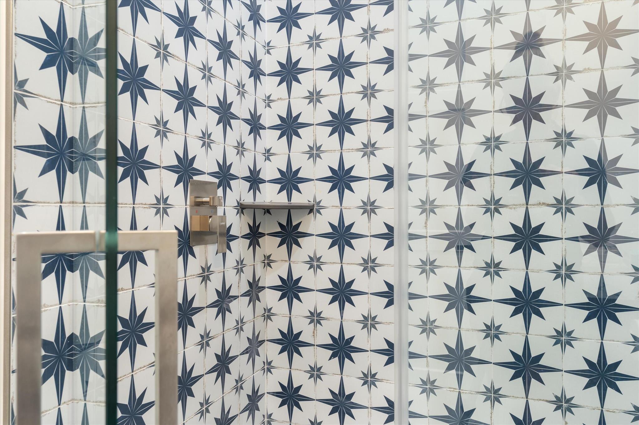 S/D OF 8-46-43 - Residential