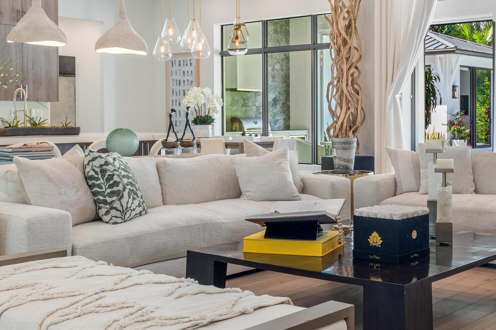 S/D OF 8-46-43 - Residential