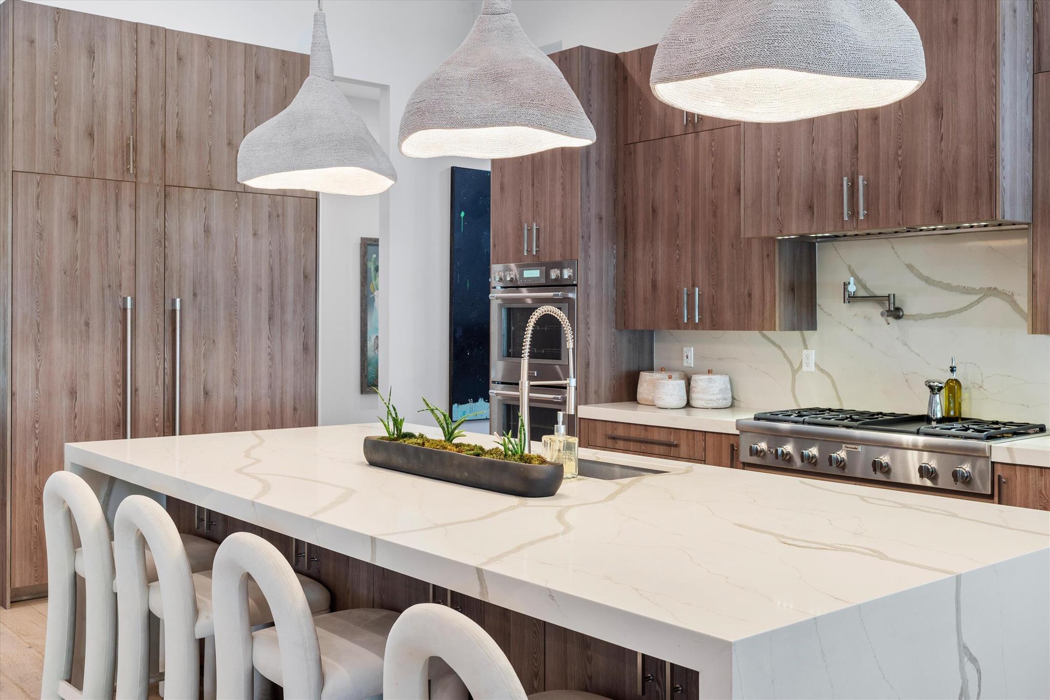 S/D OF 8-46-43 - Residential