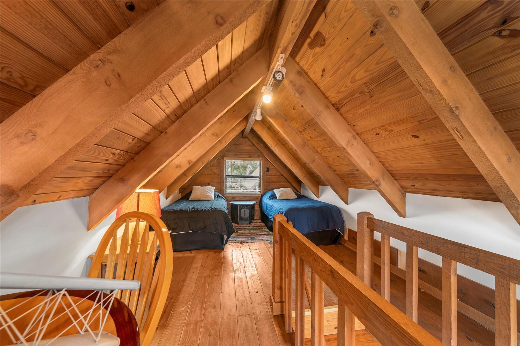 Log Harbor Condo - Residential