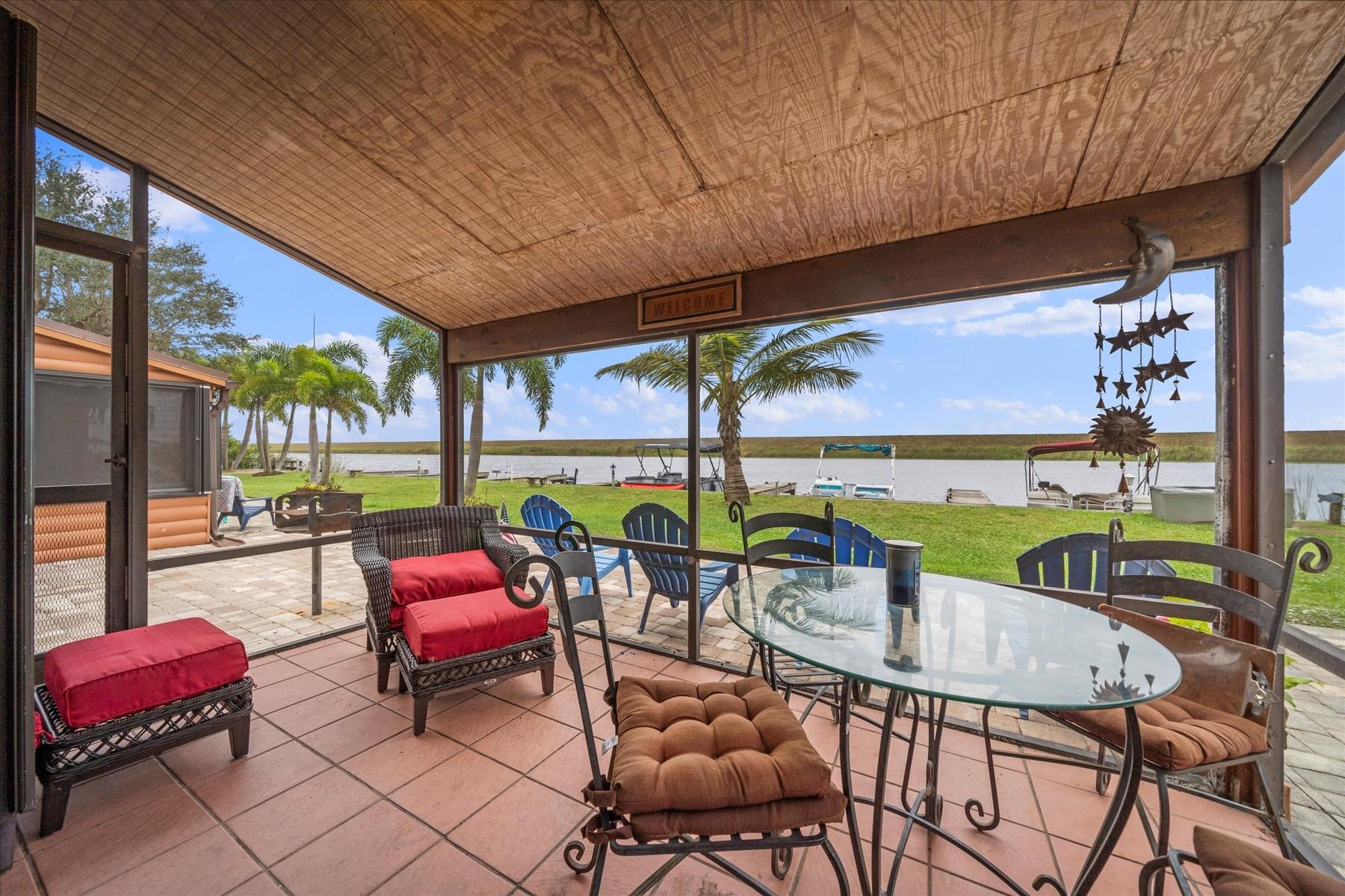 Log Harbor Condo - Residential