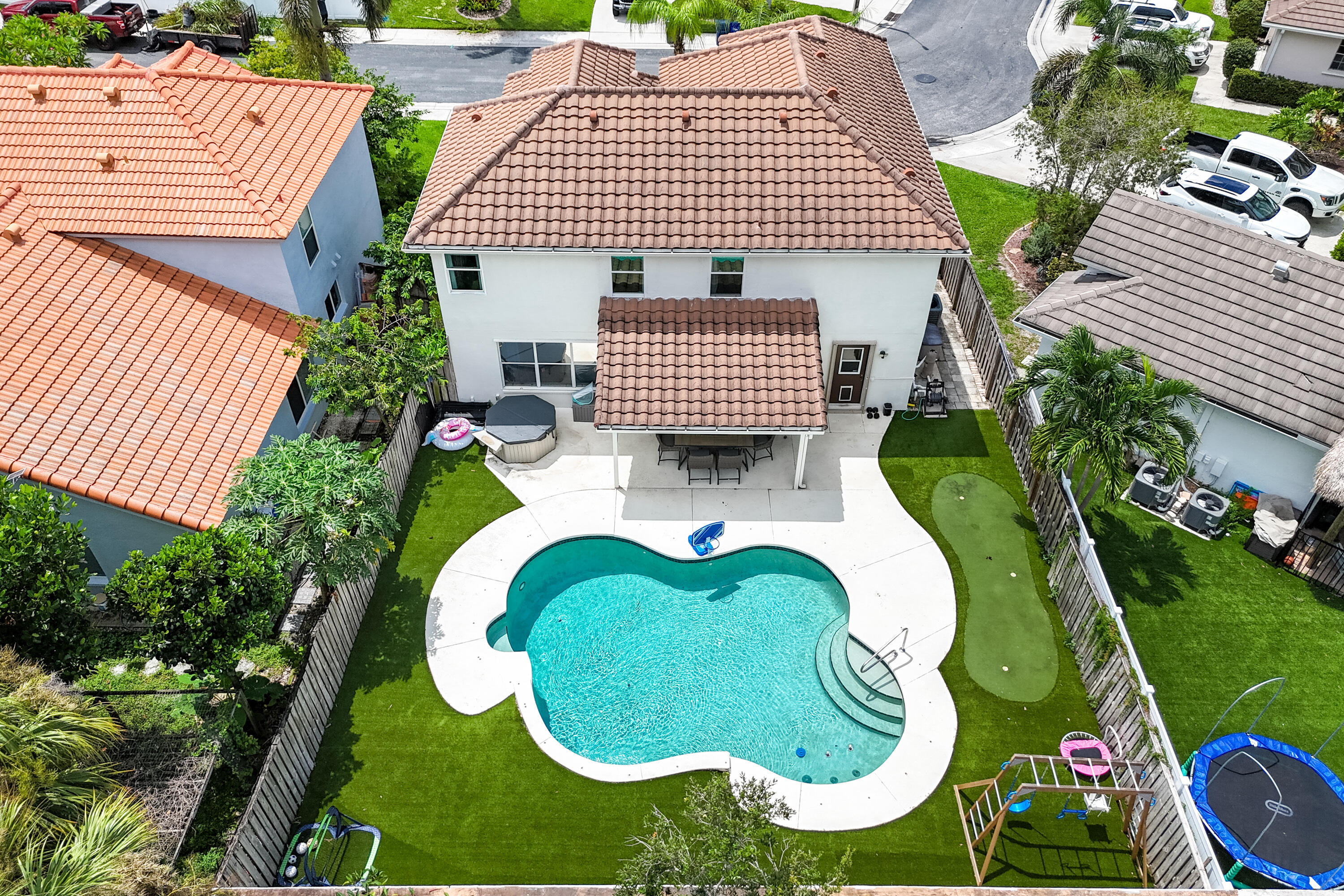 STONEBRIAR AT MAPLEWOOD - Residential