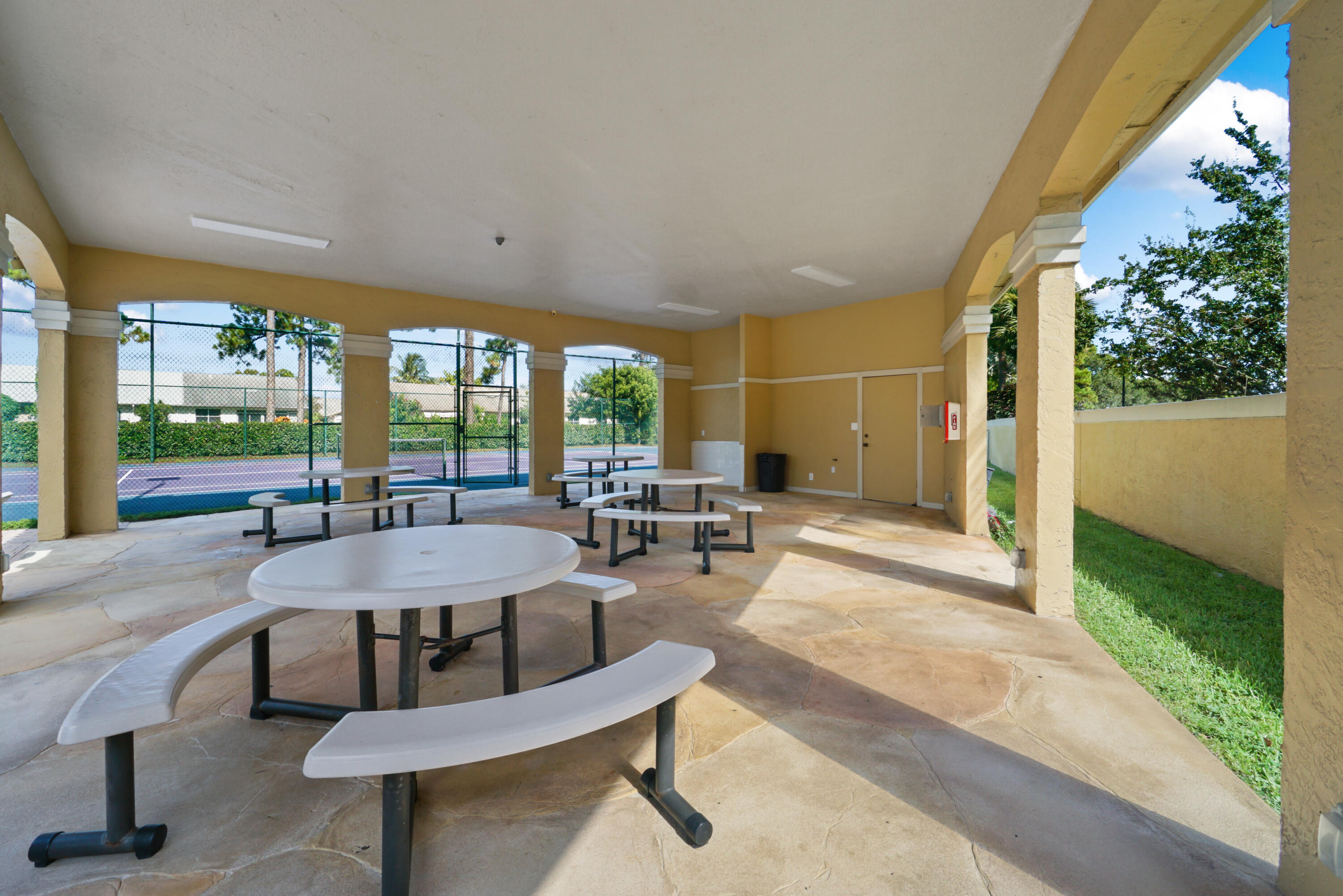 STONEBRIAR AT MAPLEWOOD - Residential