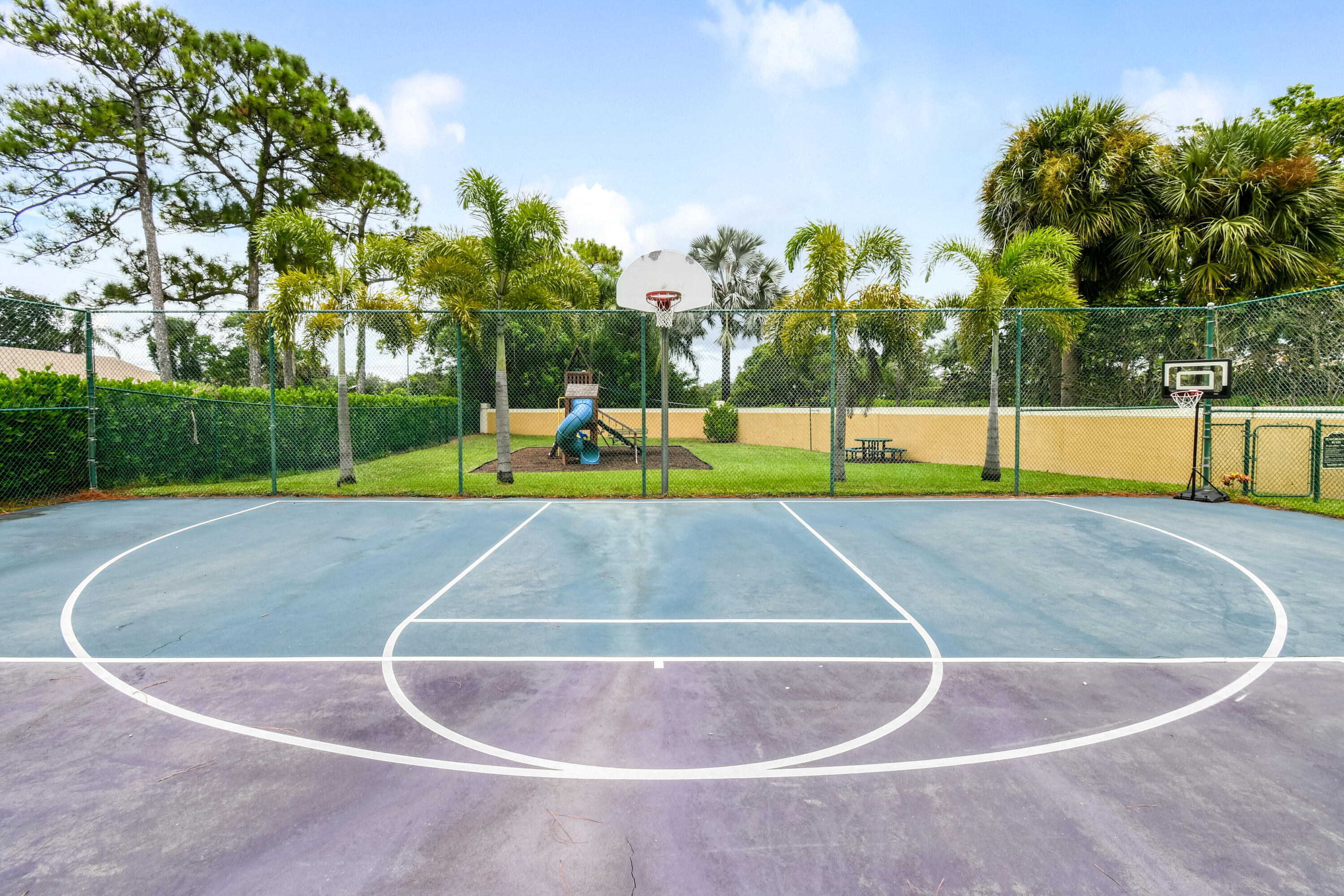 STONEBRIAR AT MAPLEWOOD - Residential