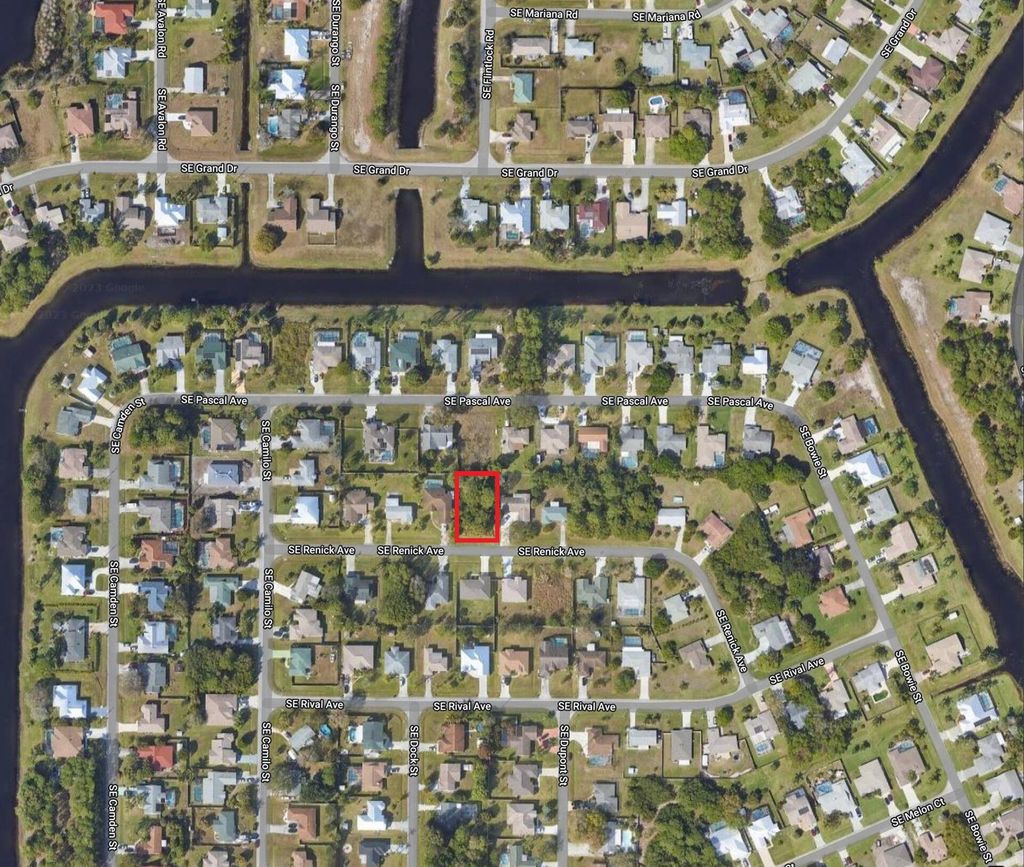 Photo of 2433 SE Renick Avenue, Port Saint Lucie, FL 34952 (MLS # R10859508)