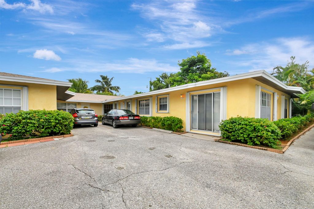 Photo of 1853 Service Road, North Palm Beach, FL 33408 (MLS # B26010370)