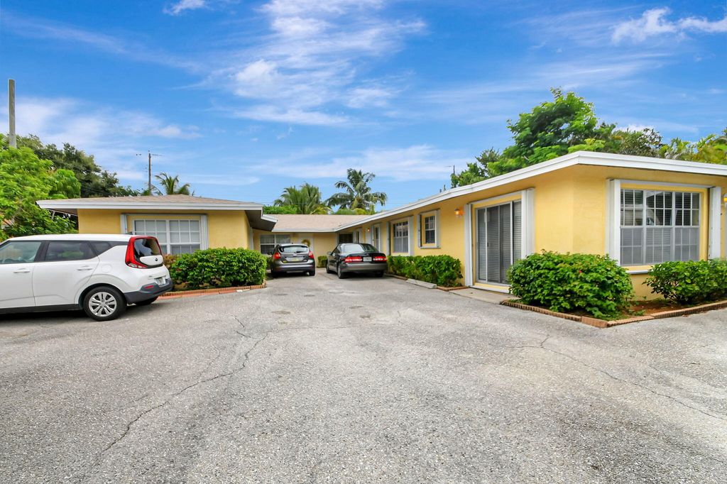 Photo of 1853 Service Road, North Palm Beach, FL 33408 (MLS # B26010370)