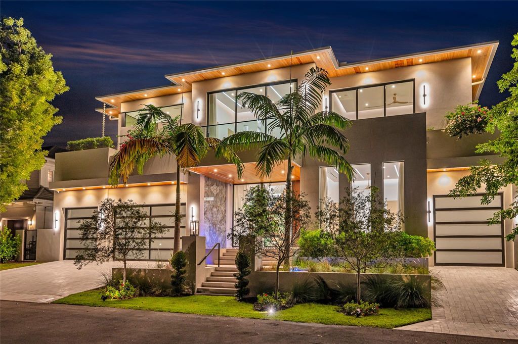 Photo of 408 Coral Way, Fort Lauderdale, FL 33301 (MLS # F10532625)