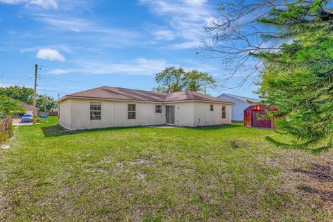 A home in Port St Lucie