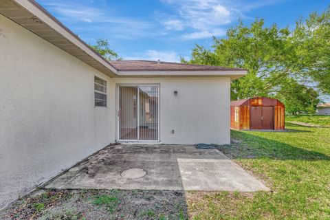 A home in Port St Lucie