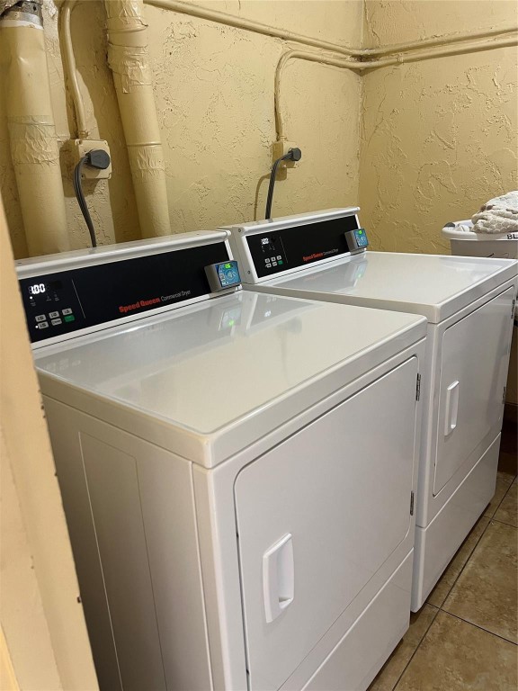 Village Royal - Residential