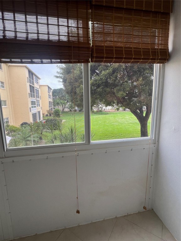 Village Royal - Residential