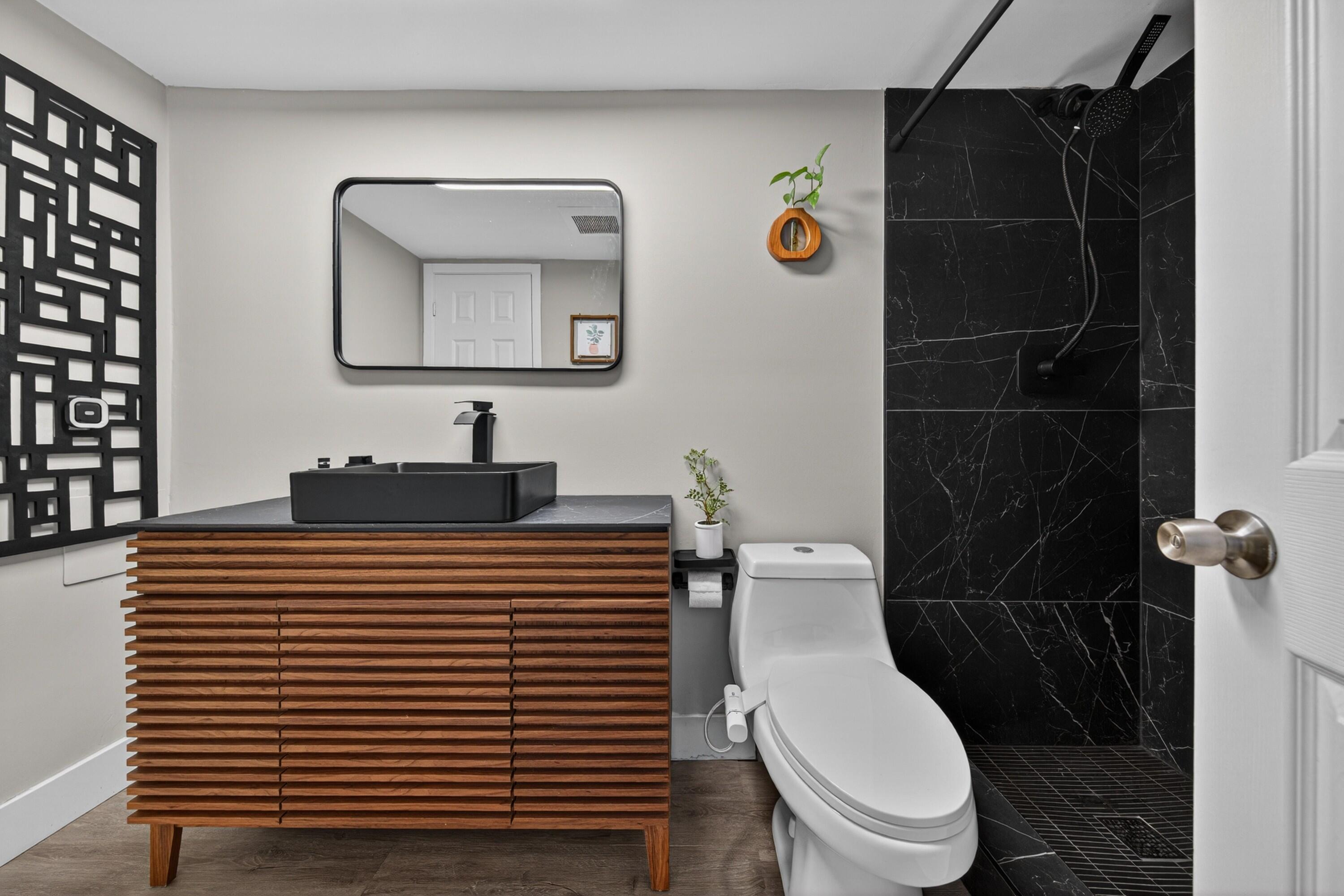 ASHLEY ARMS CONDO - Residential