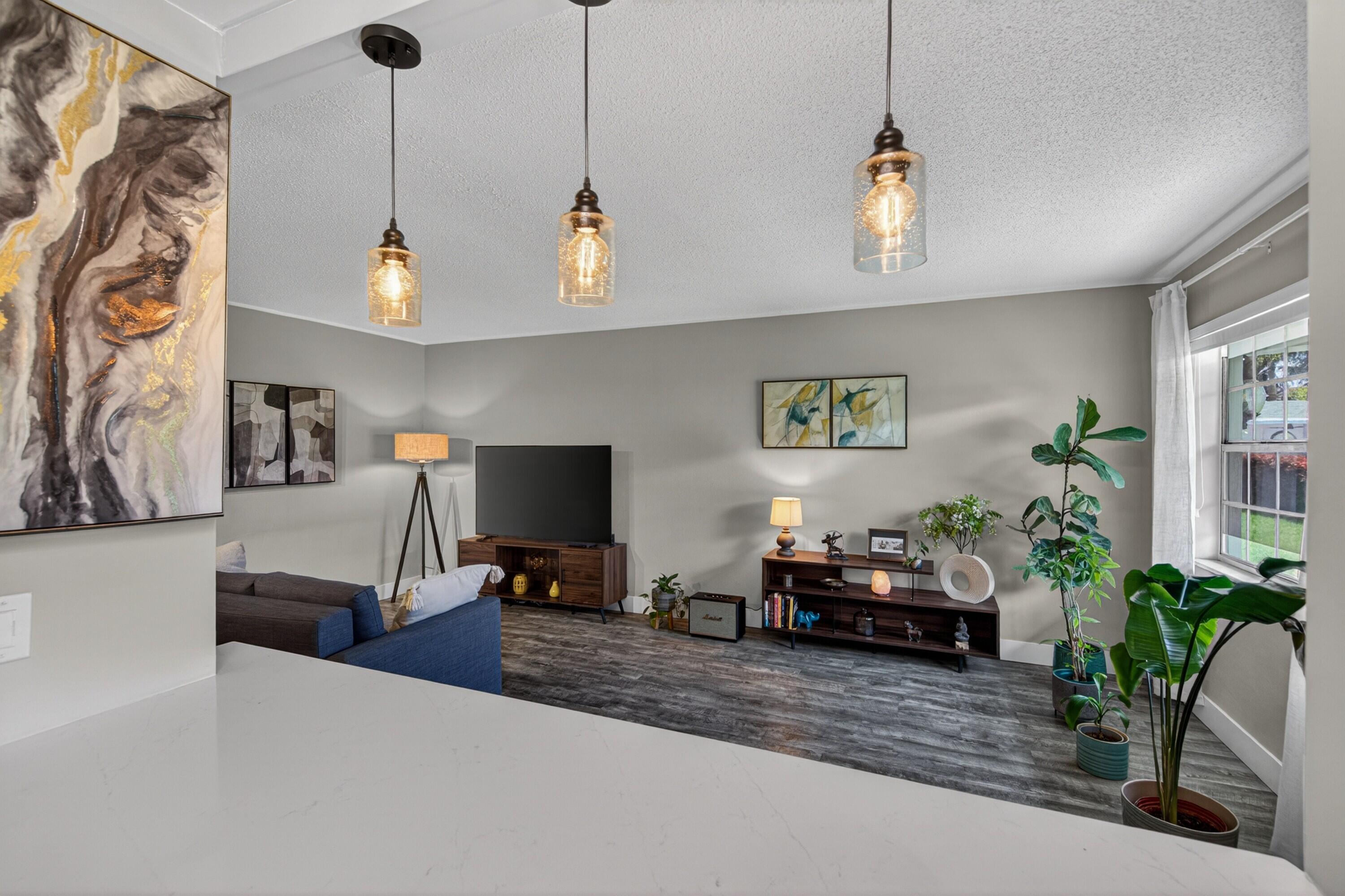 ASHLEY ARMS CONDO - Residential