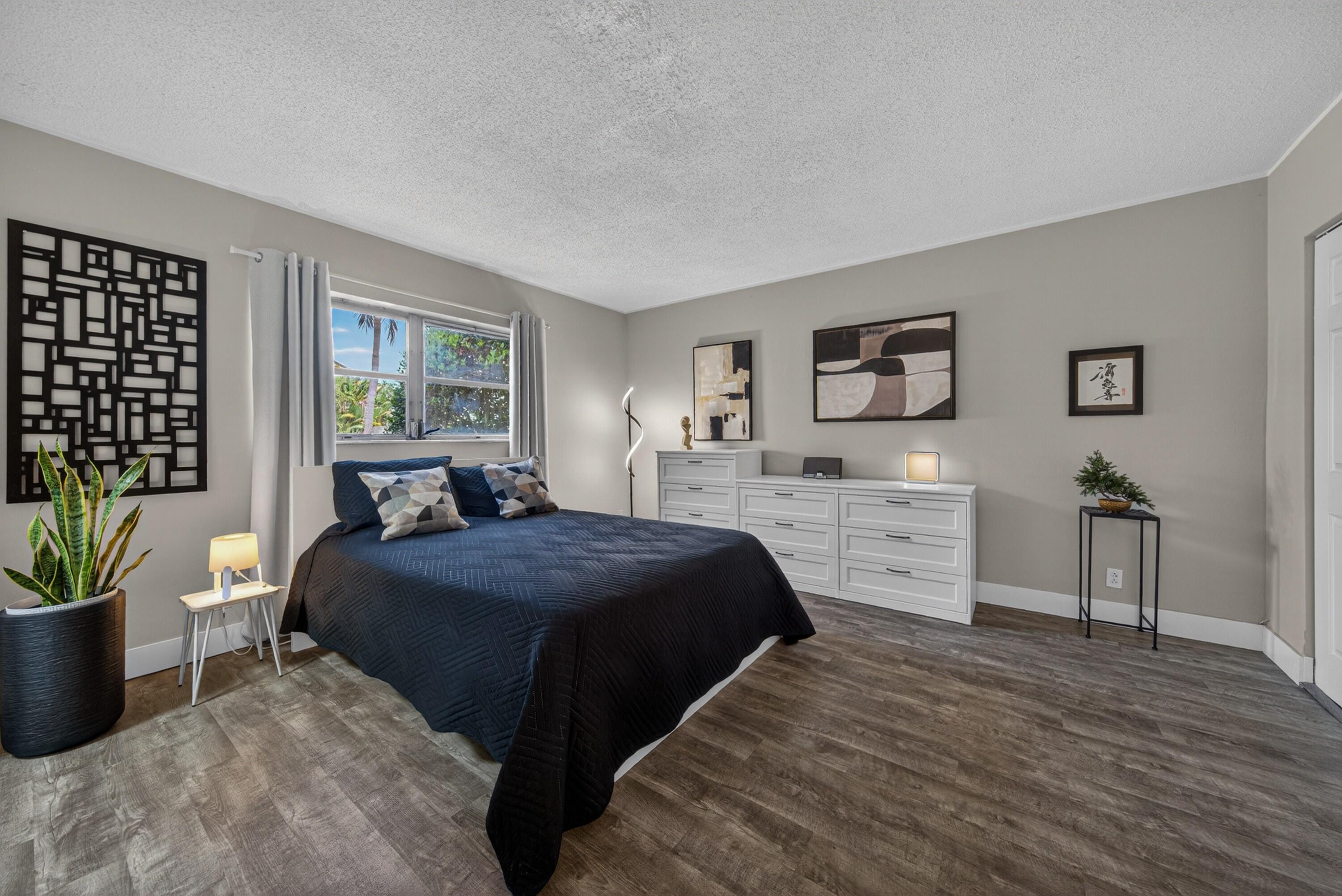 ASHLEY ARMS CONDO - Residential