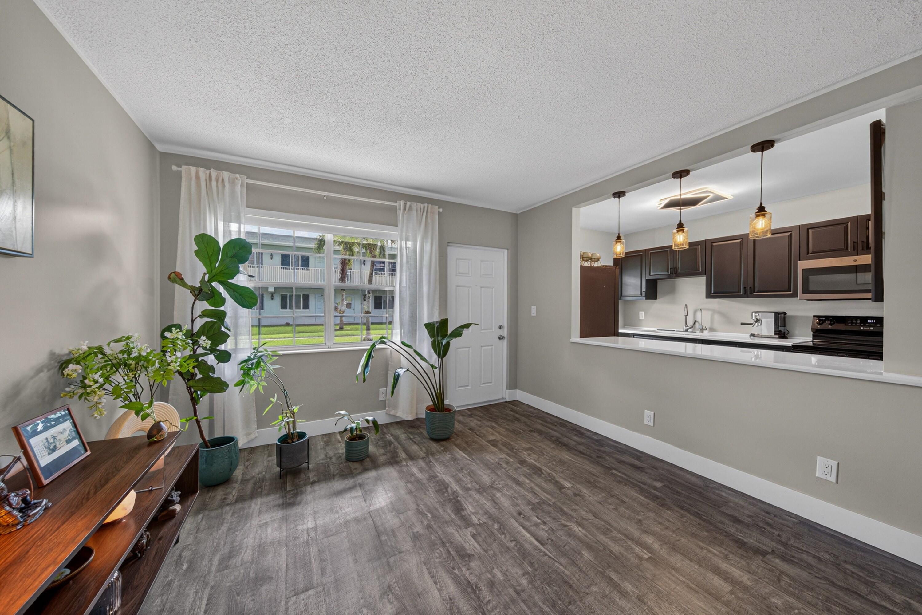 ASHLEY ARMS CONDO - Residential