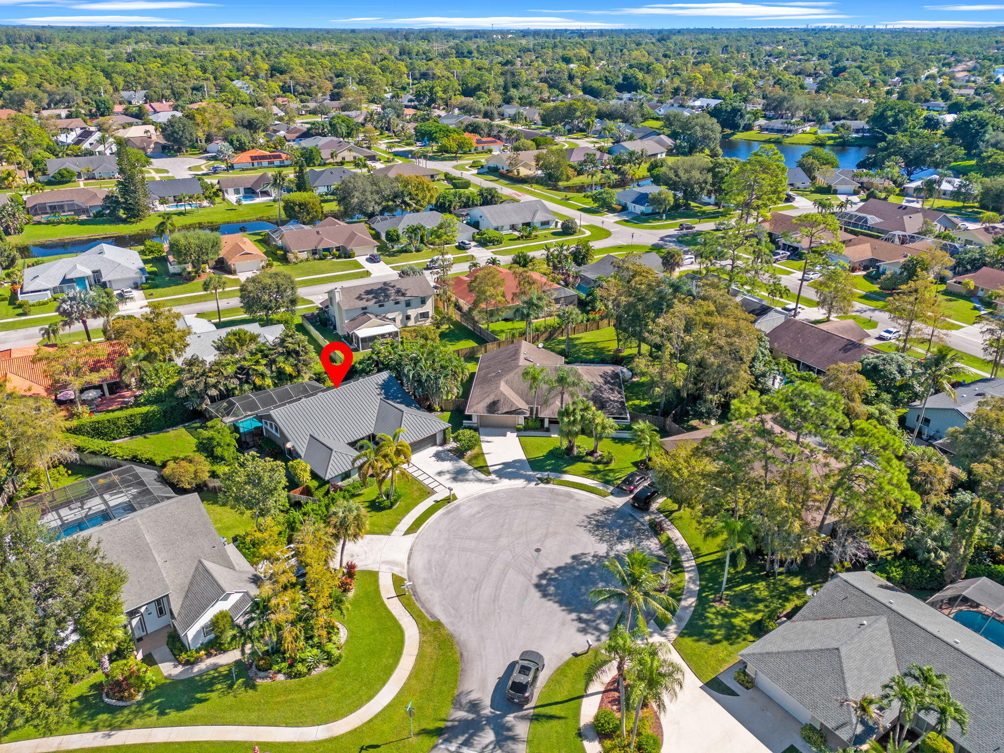 SUGAR POND MANOR OF WELLINGTON - Residential