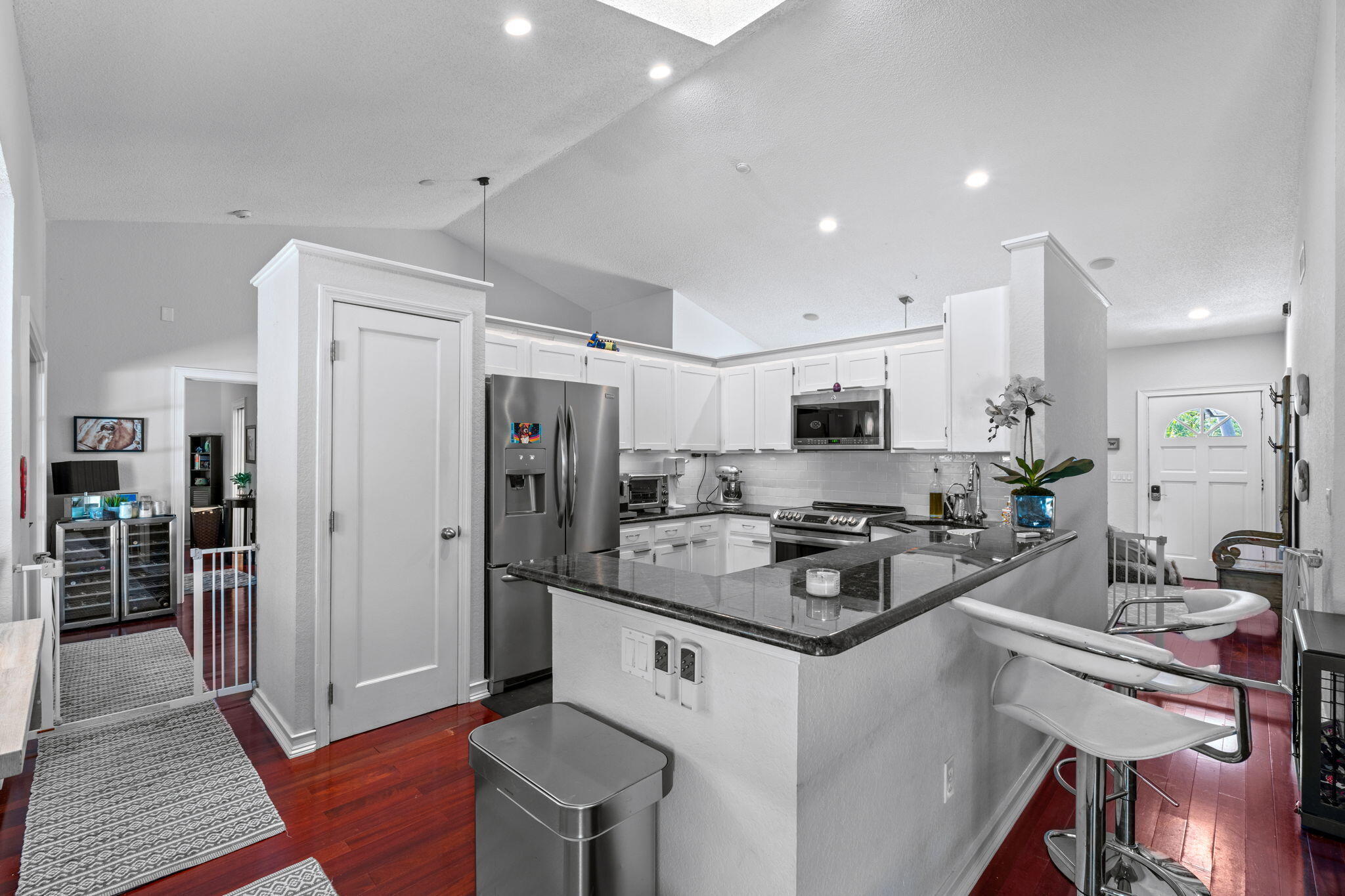 SUGAR POND MANOR OF WELLINGTON - Residential