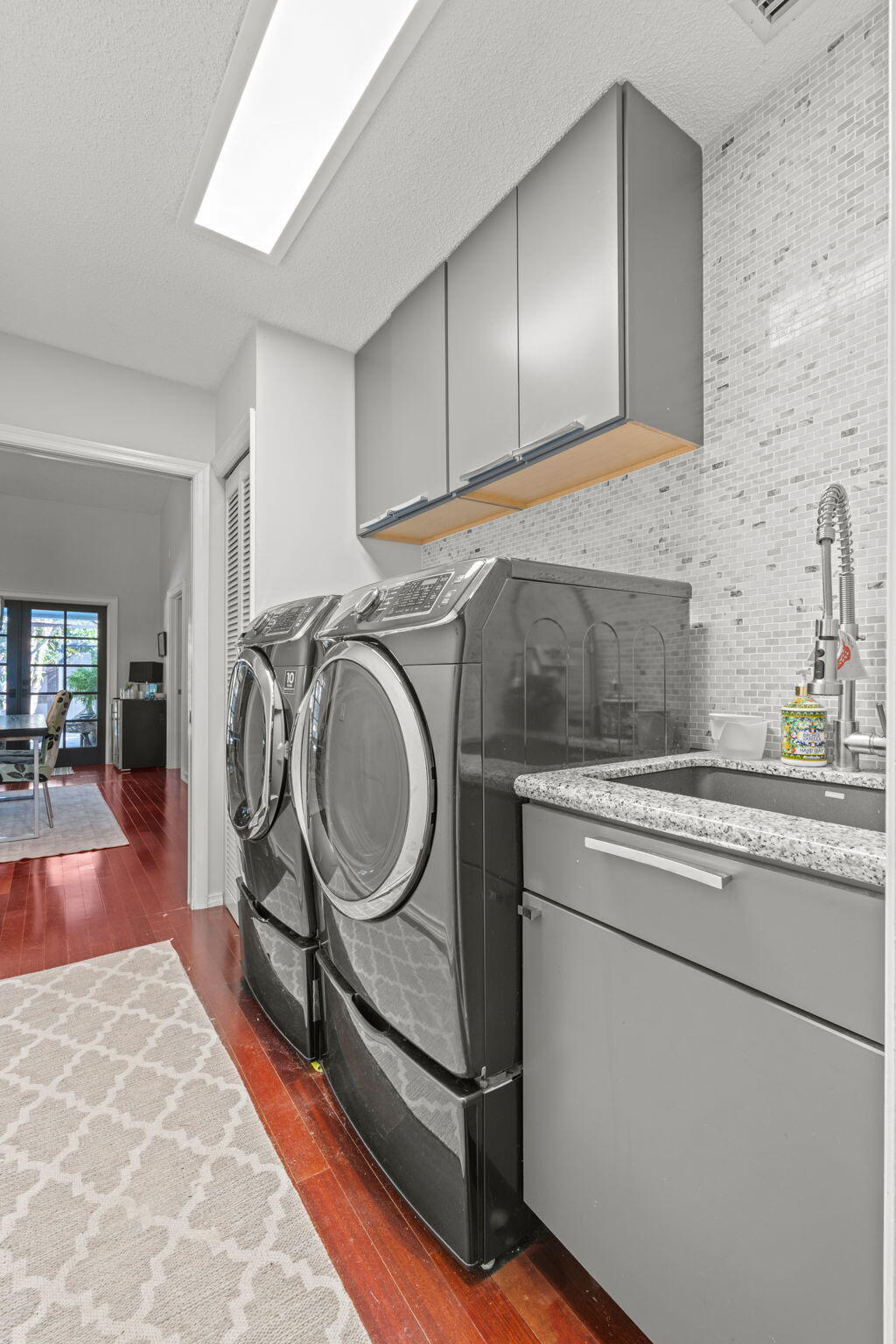 SUGAR POND MANOR OF WELLINGTON - Residential