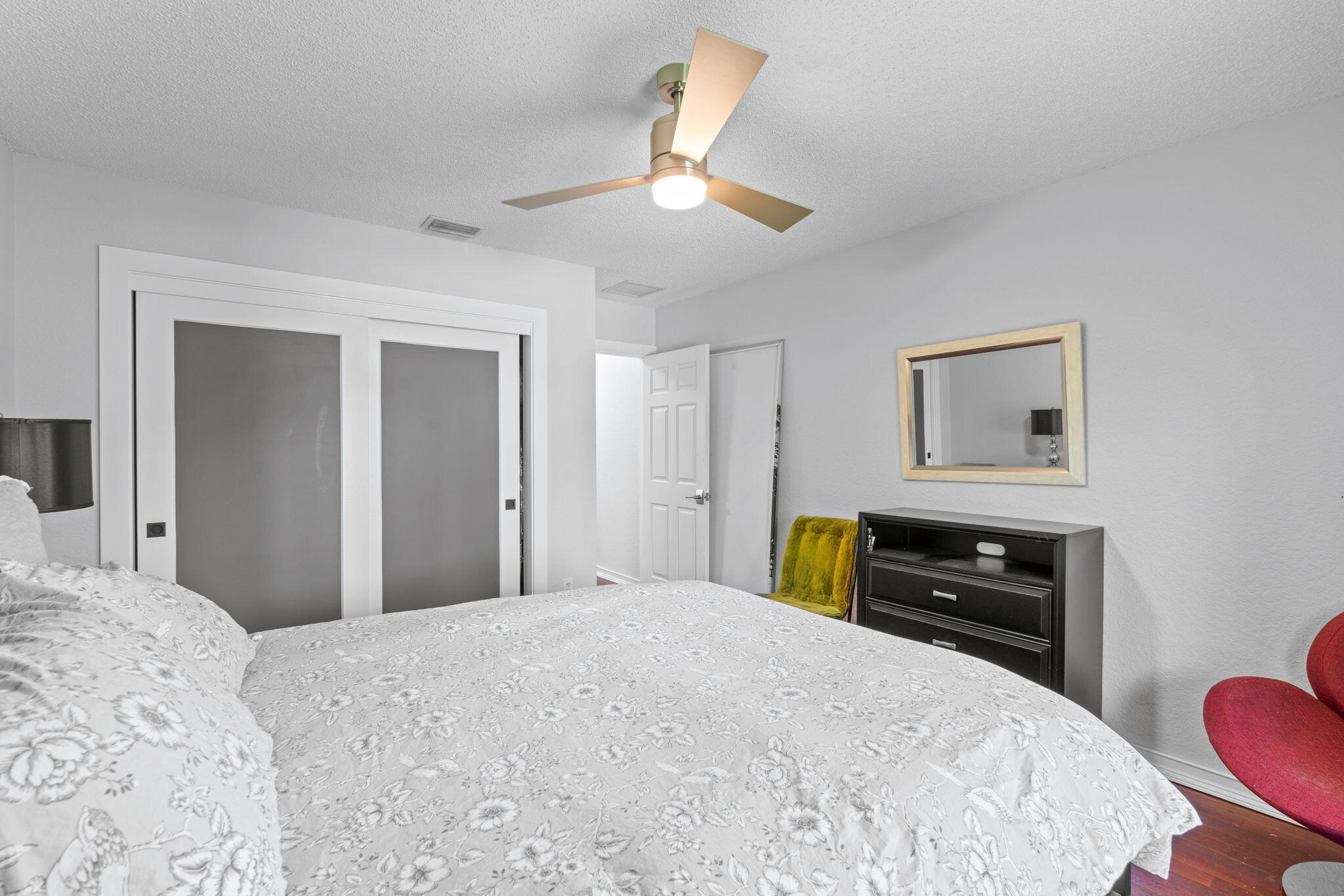 SUGAR POND MANOR OF WELLINGTON - Residential