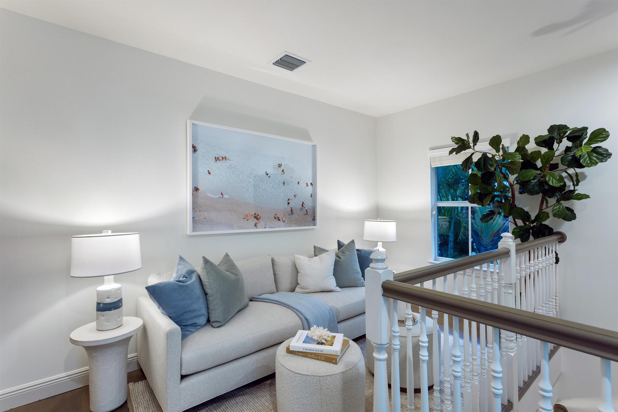 KINGS COURT - Residential