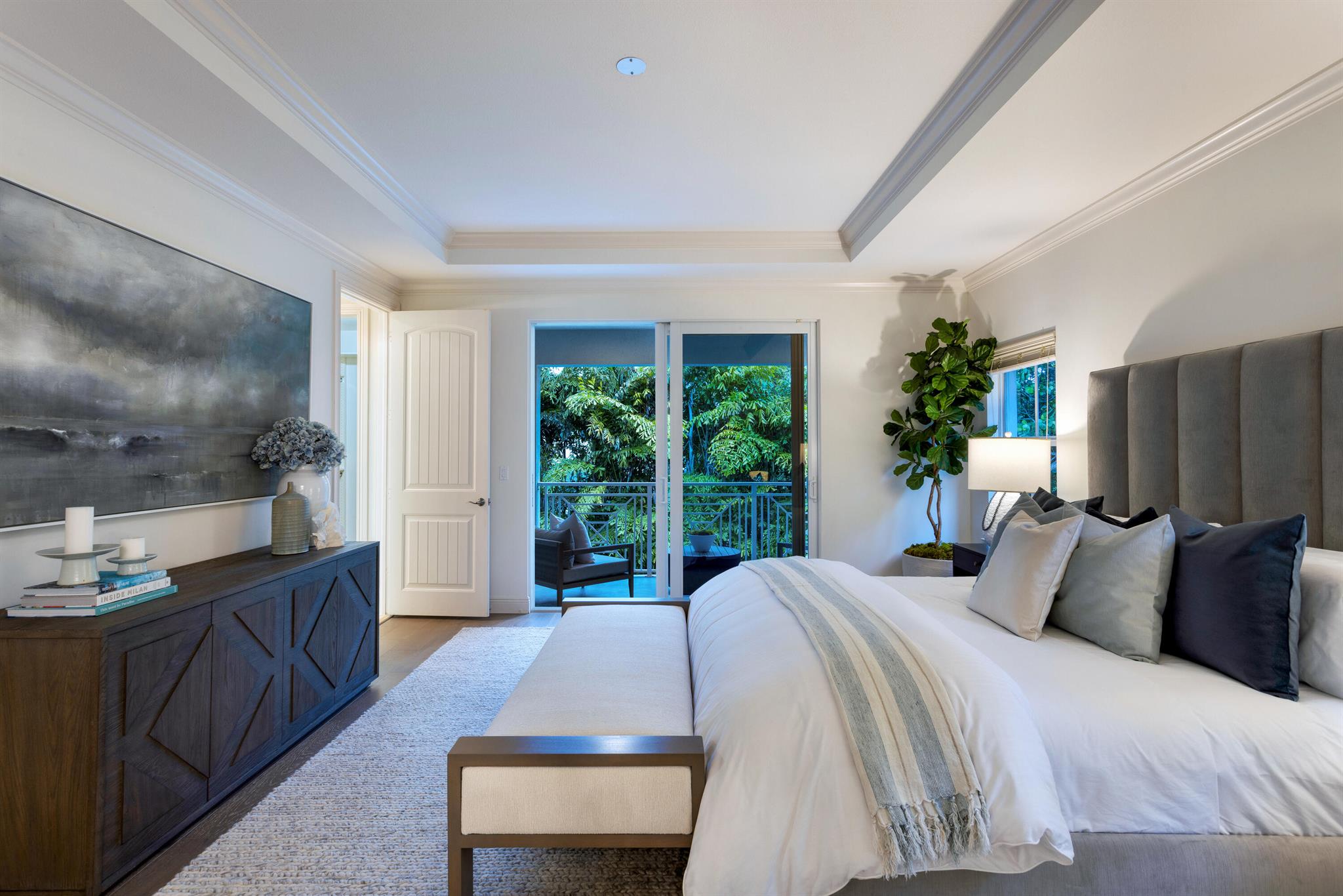 KINGS COURT - Residential