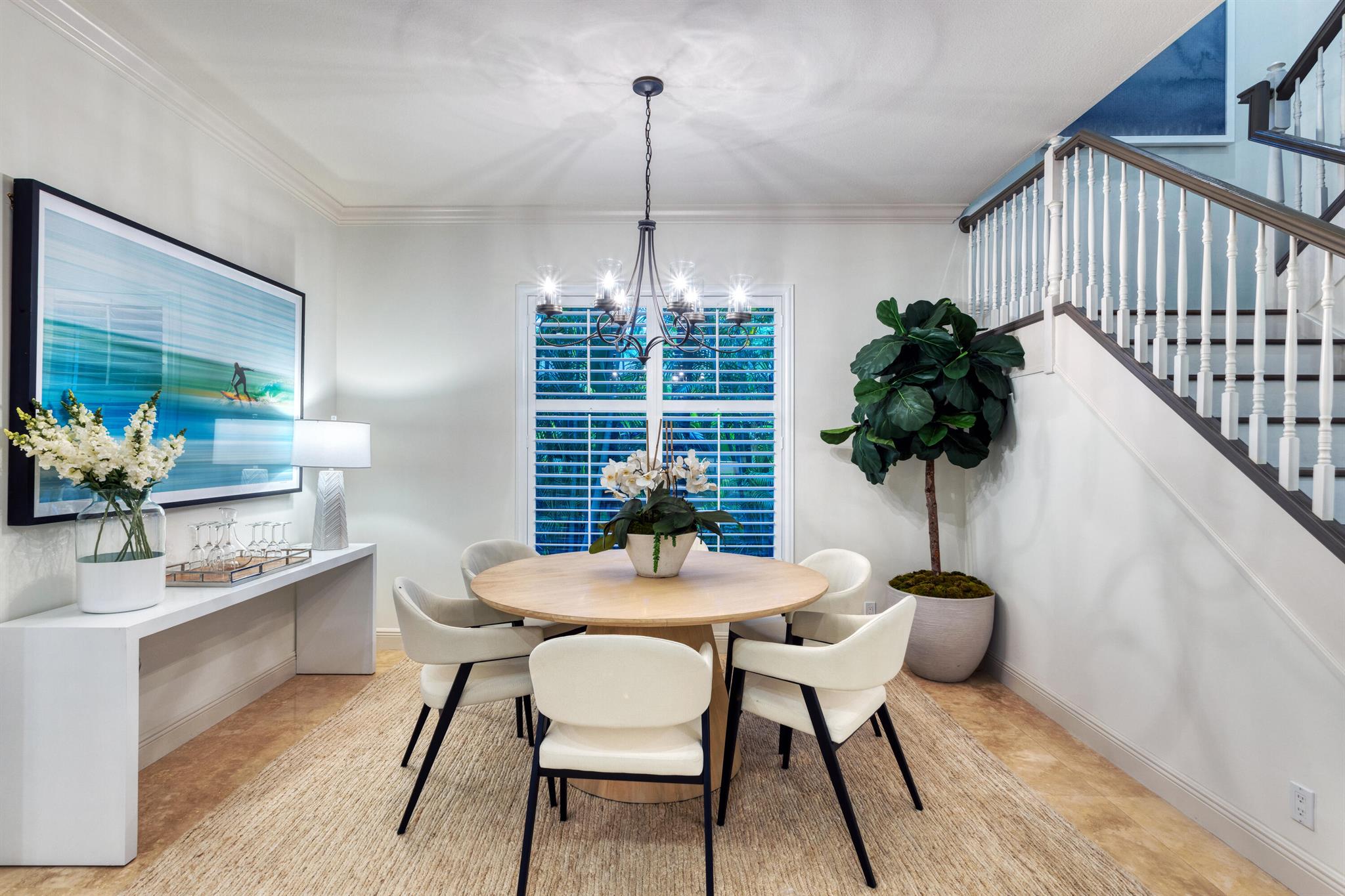 KINGS COURT - Residential