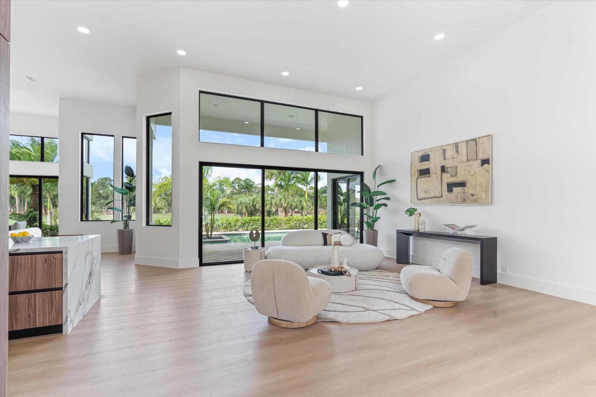 BREAKERS WEST - Residential