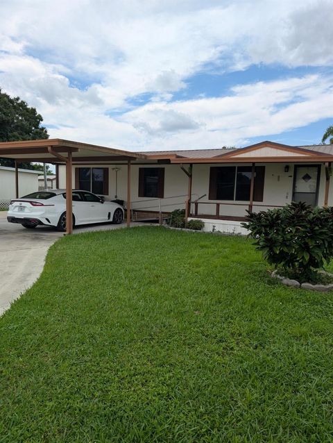 A home in Okeechobee