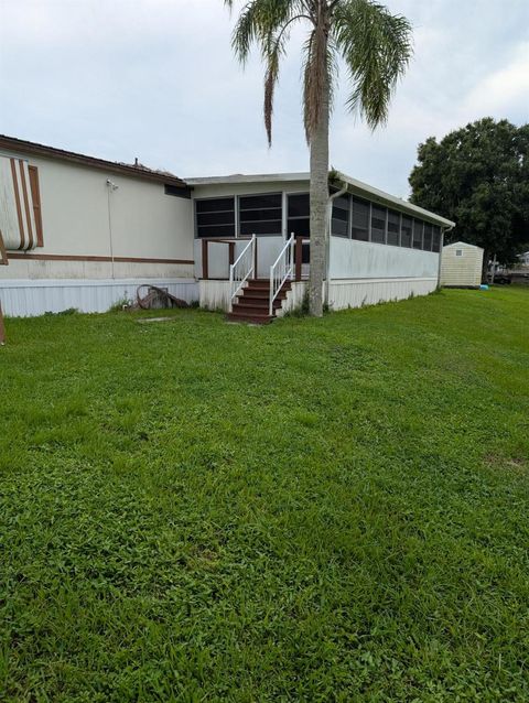 A home in Okeechobee