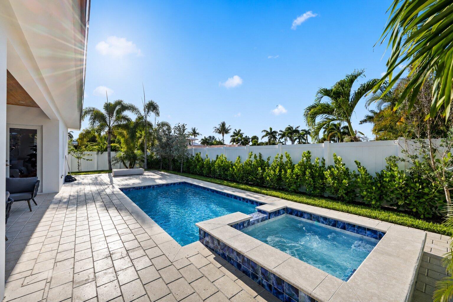 PALM BEACH SHORES - Residential