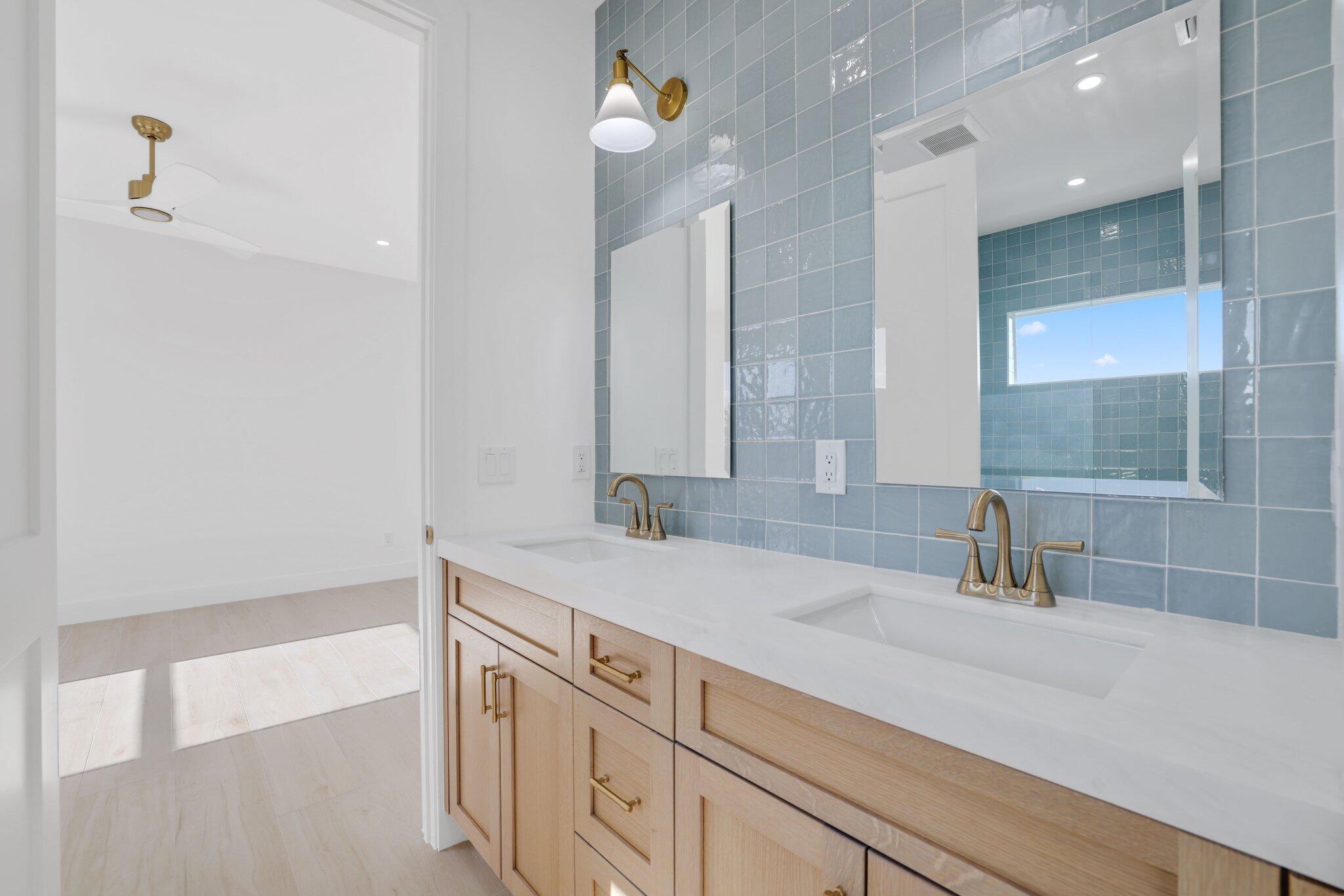 PALM BEACH SHORES - Residential